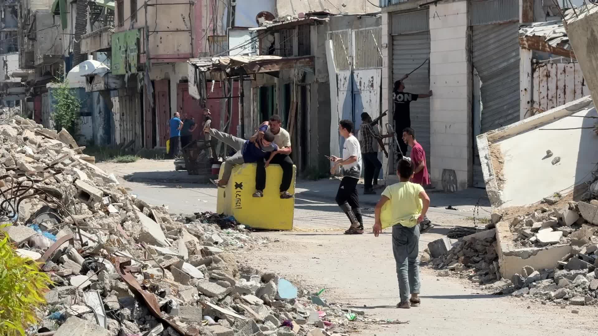 Israel continues its attacks on Gaza despite ceasefire