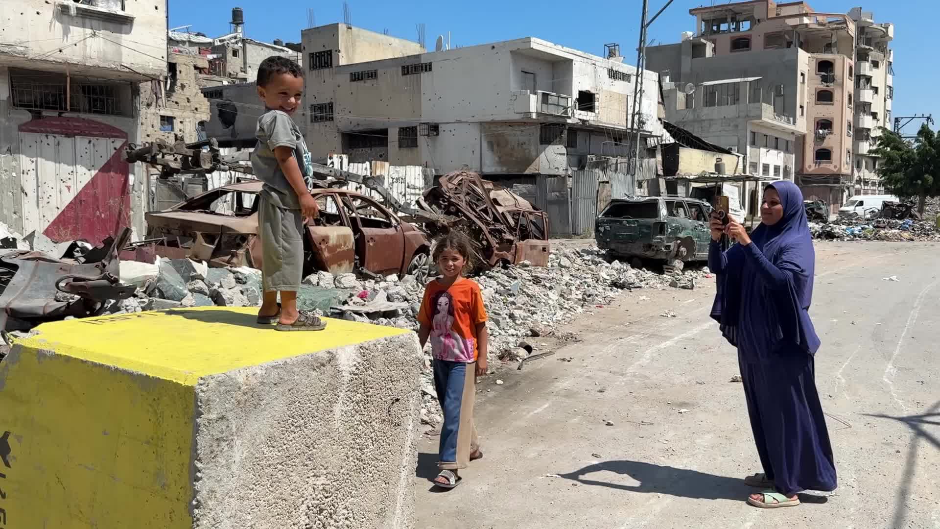Israel continues its attacks on Gaza despite ceasefire
