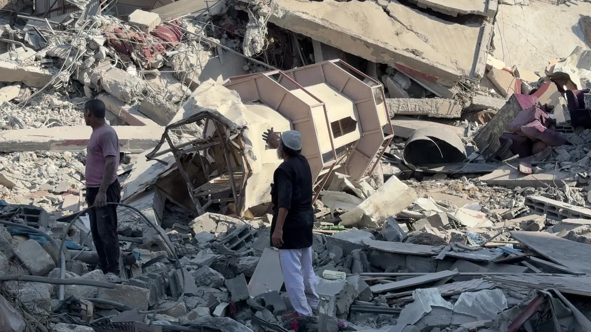Israel continues its attacks on Gaza despite ceasefire