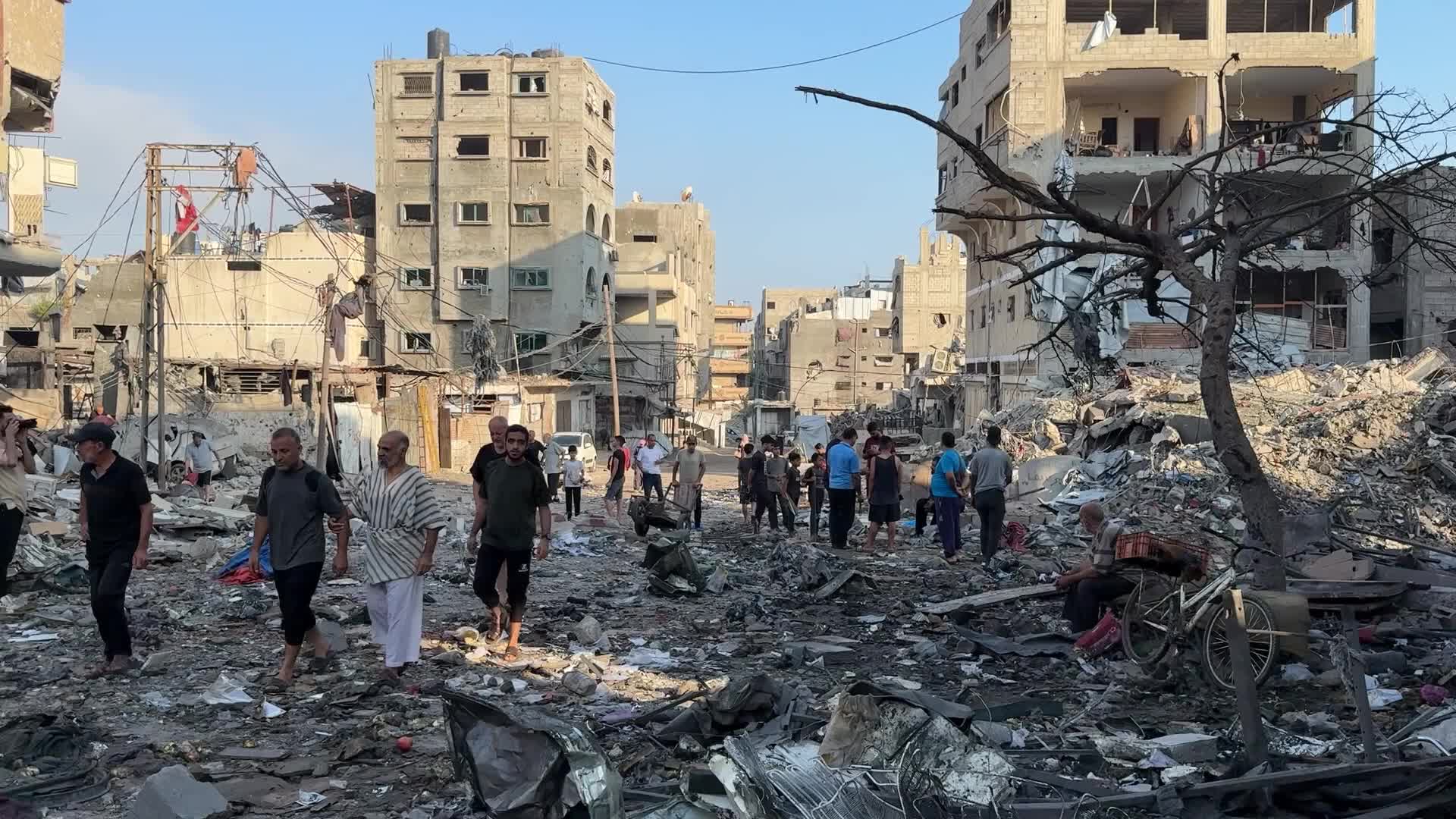 Israeli forces continue attacking Gaza despite the ceasefire