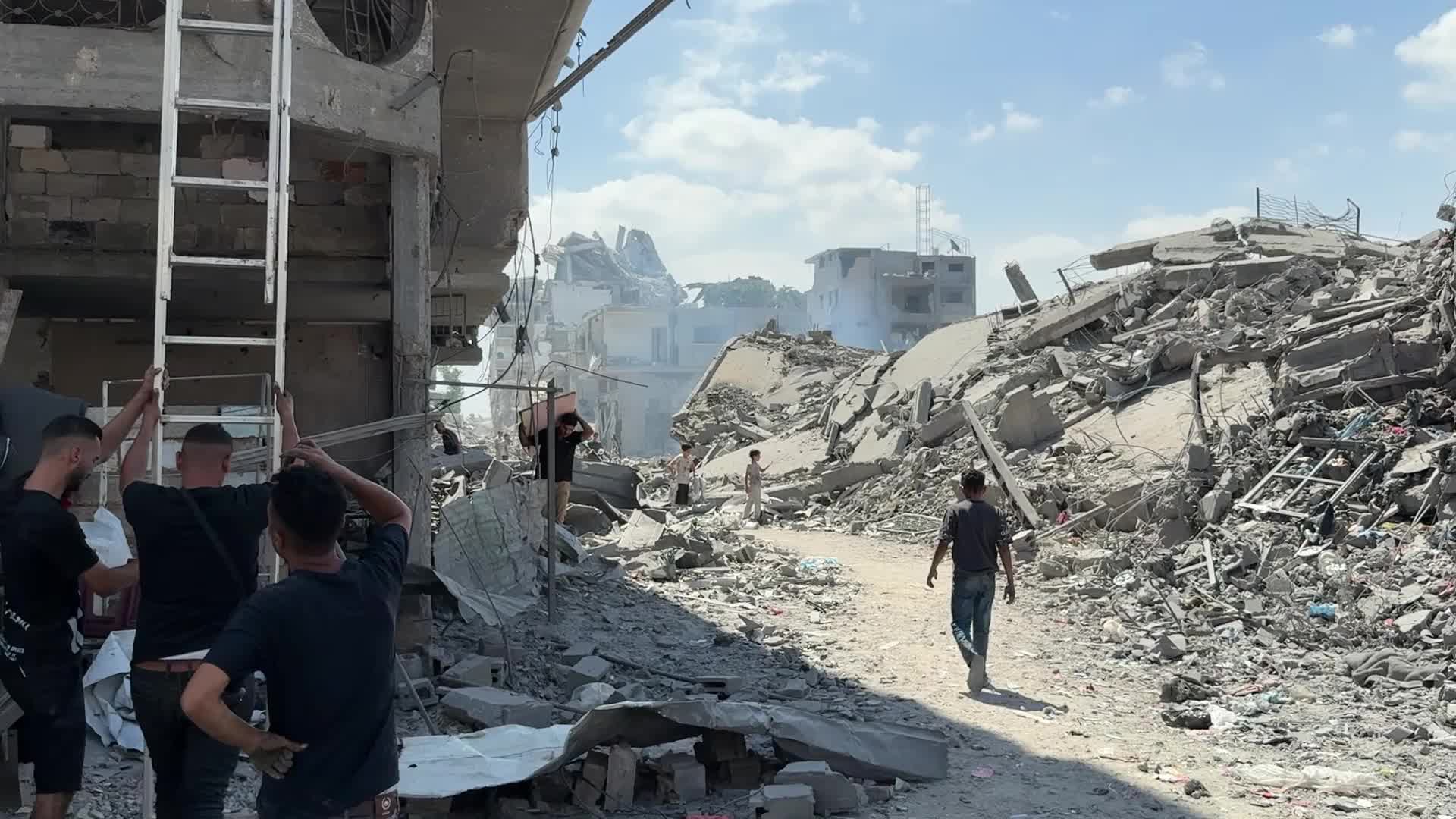 Israel continues its attacks on Gaza despite ceasefire