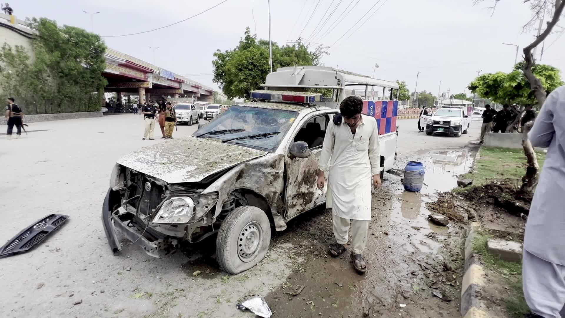 Blast Targets Police Vehicle Near Pir Zakori Bridge in Peshawar, Two Officers Seriously Injured