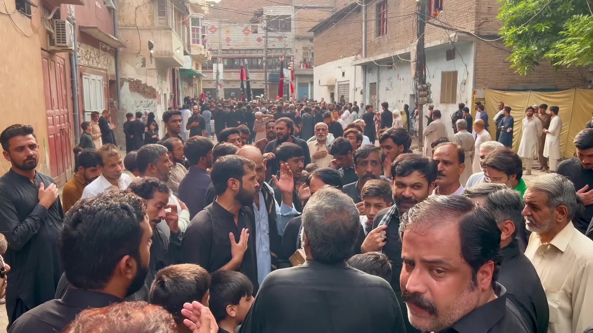 Shiite Muslims Observe Chehlum Procession in Peshawar