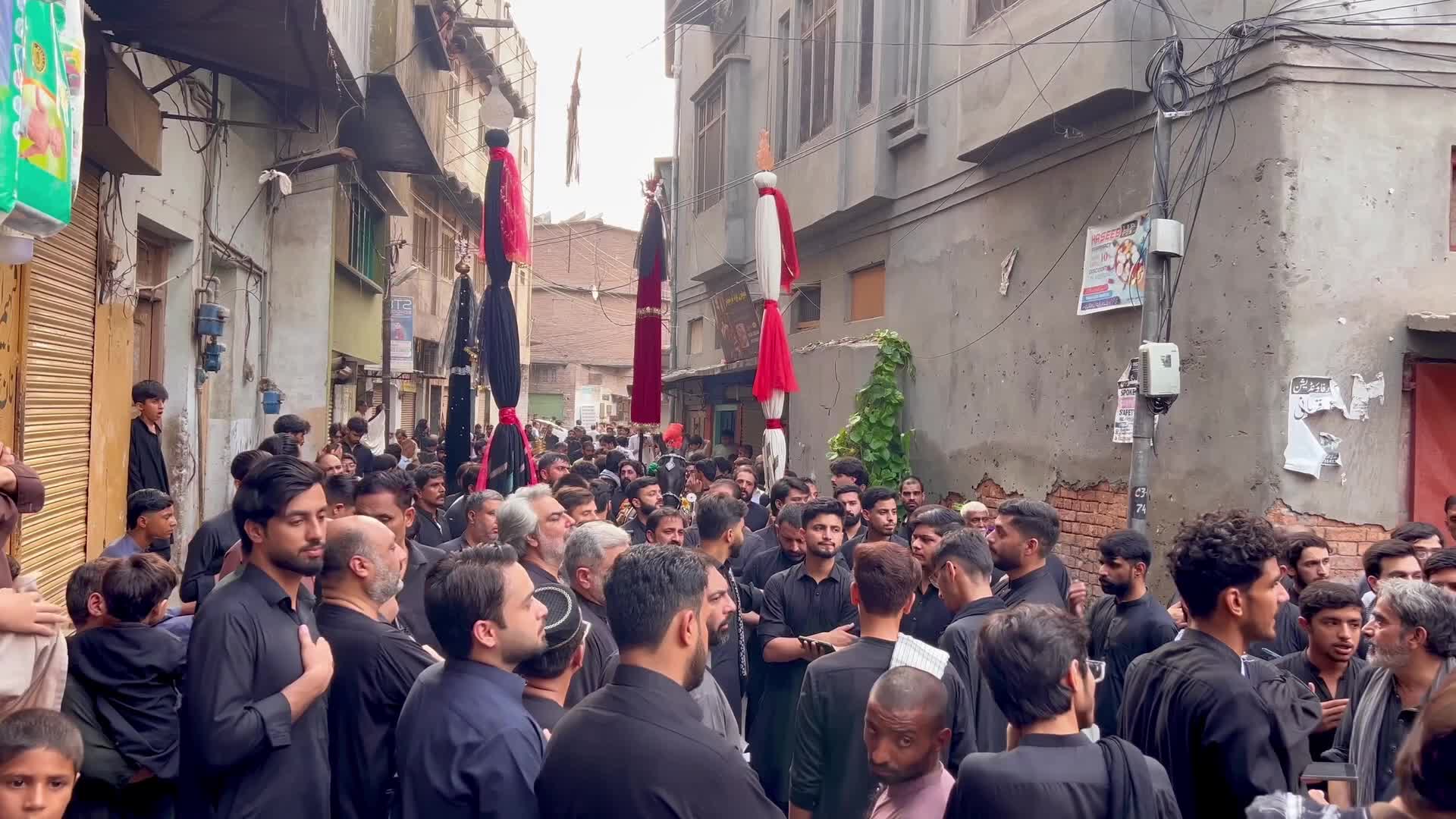 Shiite Muslims Observe Chehlum Procession in Peshawar