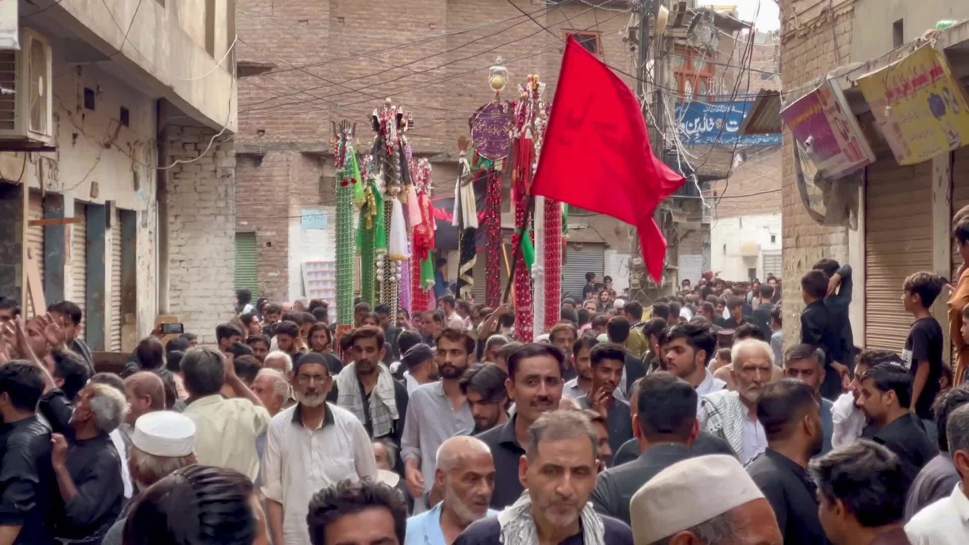 Shiite Muslims Observe Chehlum Procession in Peshawar