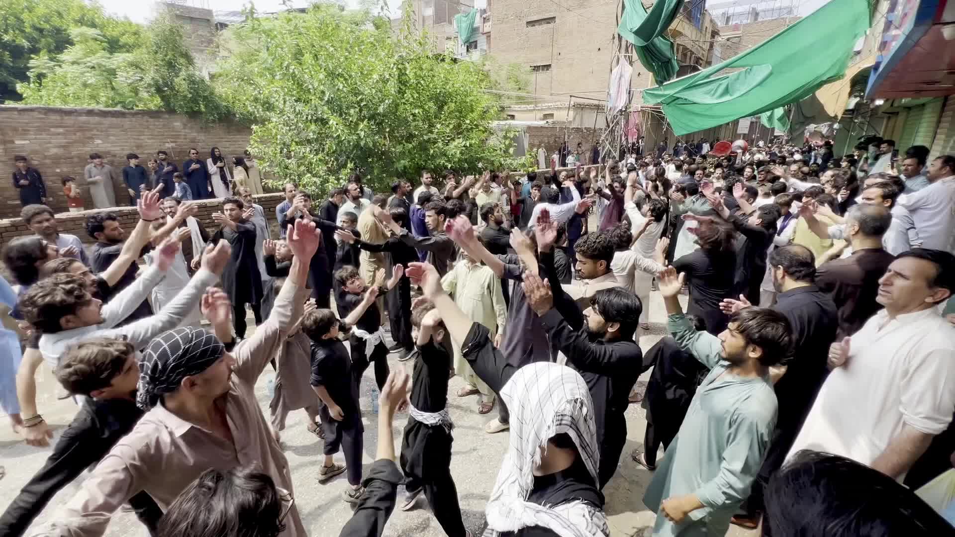 Shiite Muslims Observe Chehlum Procession in Peshawar