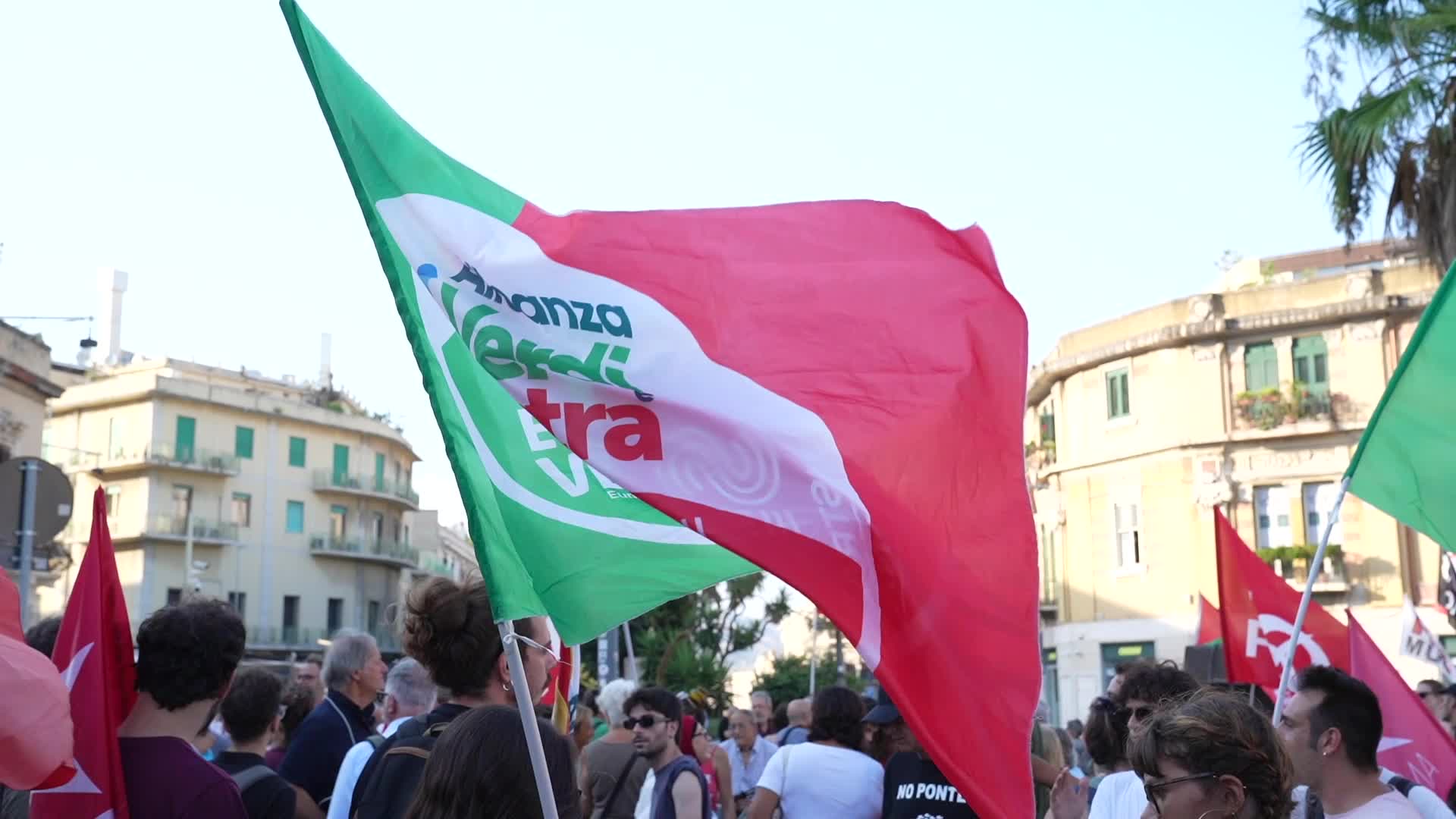 Demonstration against the construction of the "Bridge over the Strait of Messina."