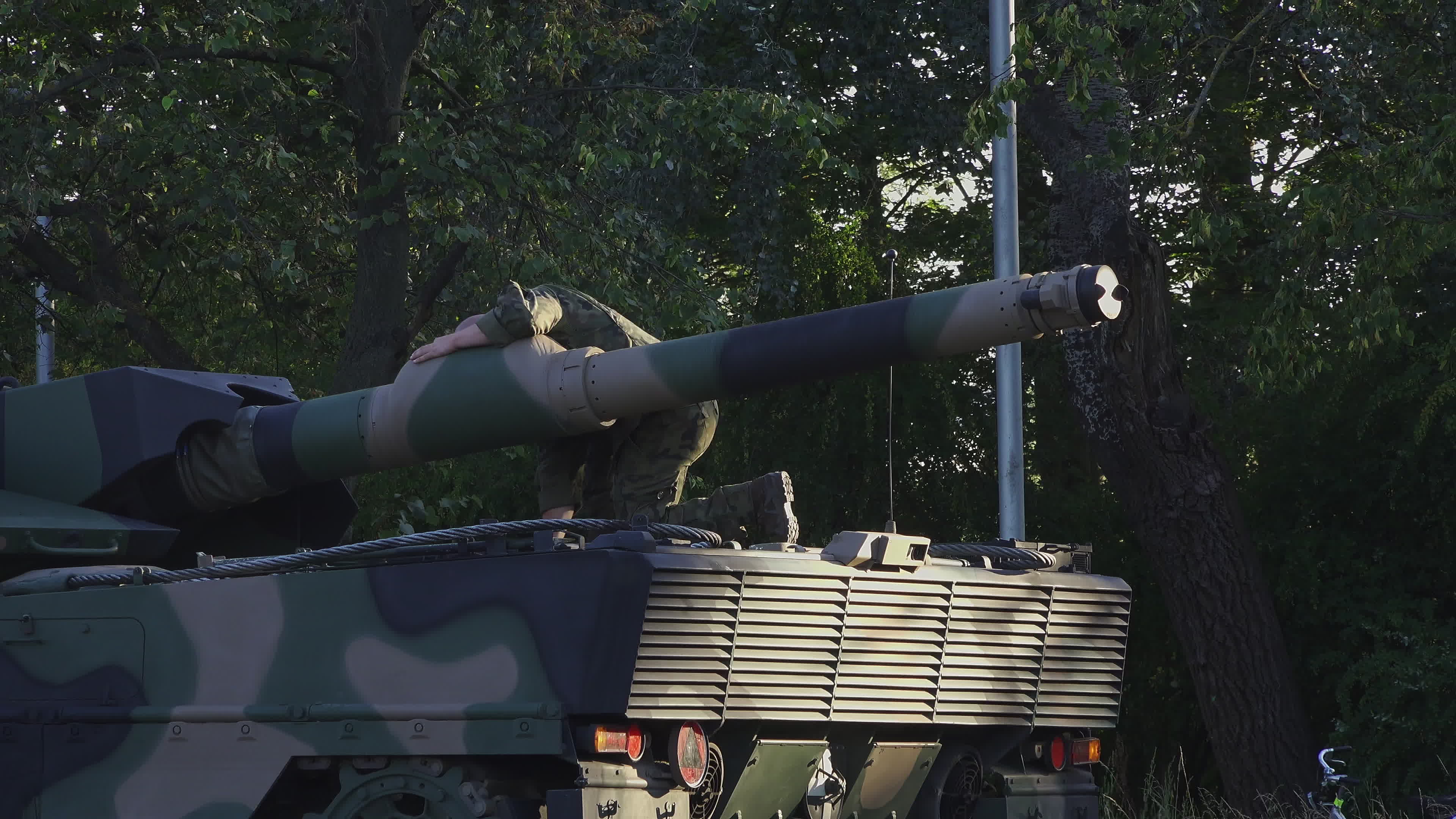 Polish Army Tanks Arrive in Warsaw Ahead of Armed Forces Day Parade Rehearsal