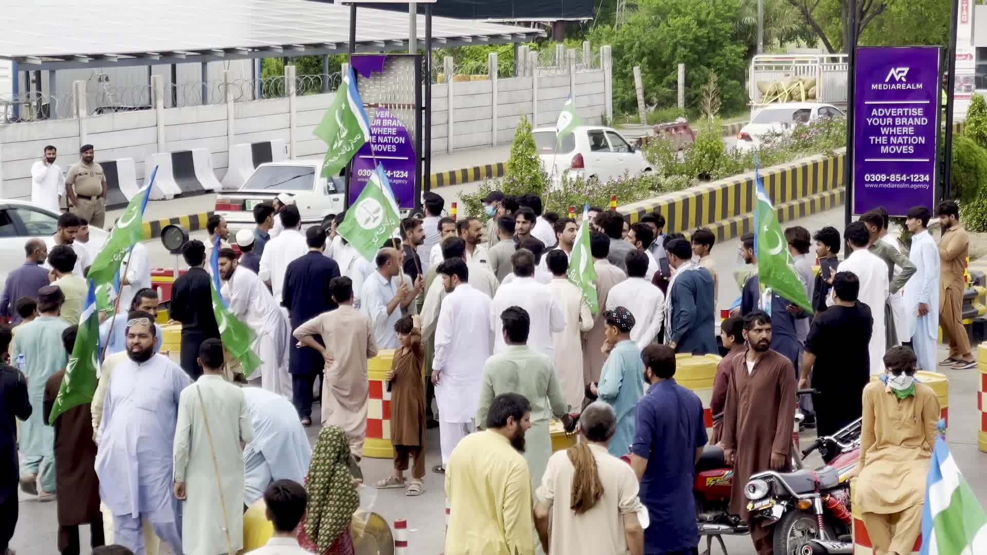 Islamic political party JI protest against fuel price hike in Peshawar