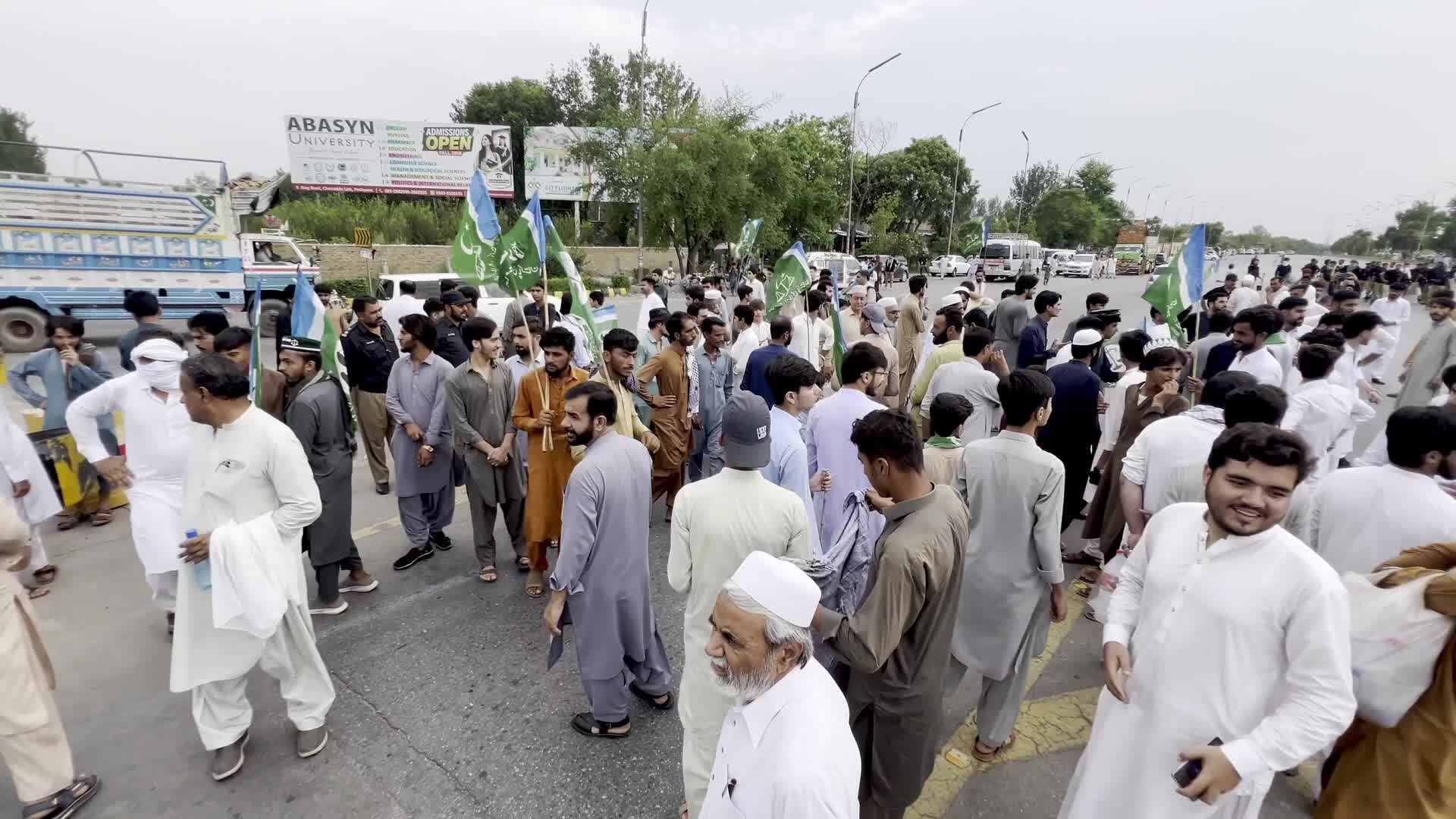 Islamic political party JI protest against fuel price hike in Peshawar