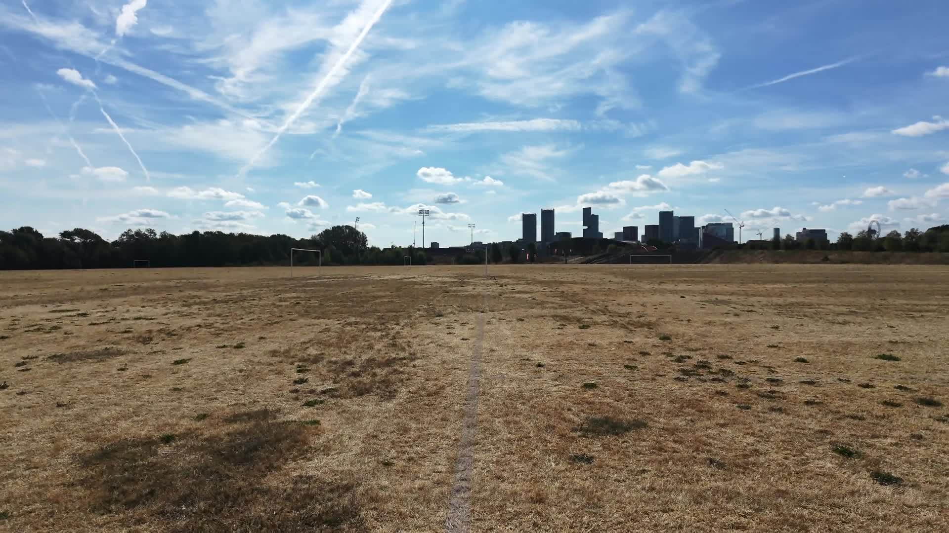 Drought Continues In London - 08/10/2026