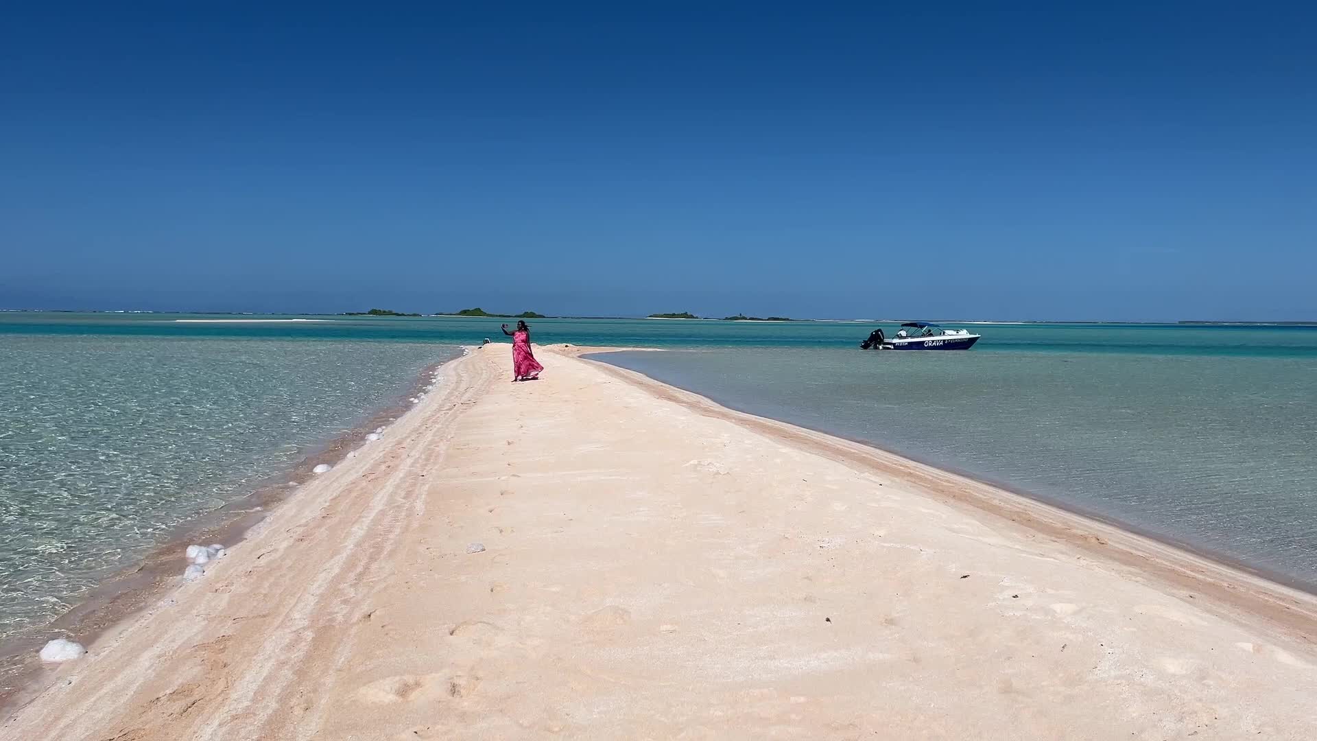 Les Sables Roses in Rangiroa
