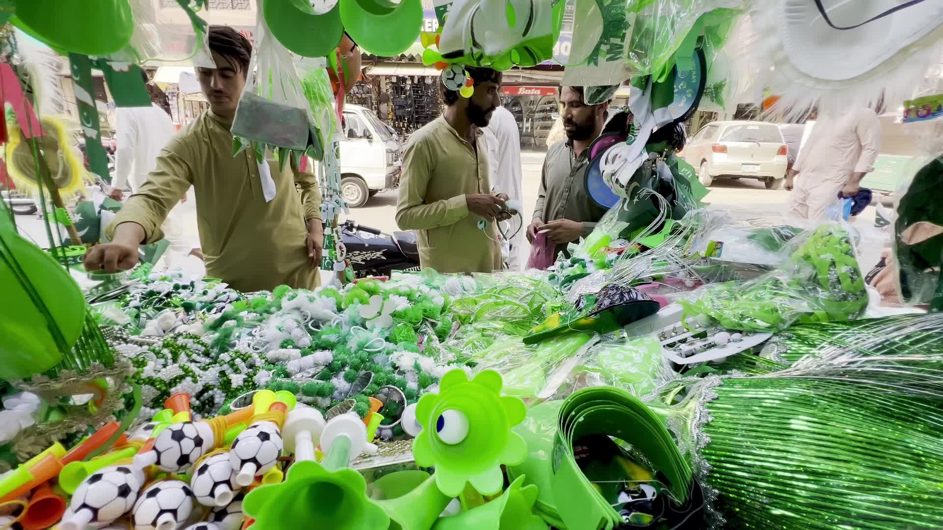 Independence Day preparations in Peshawar