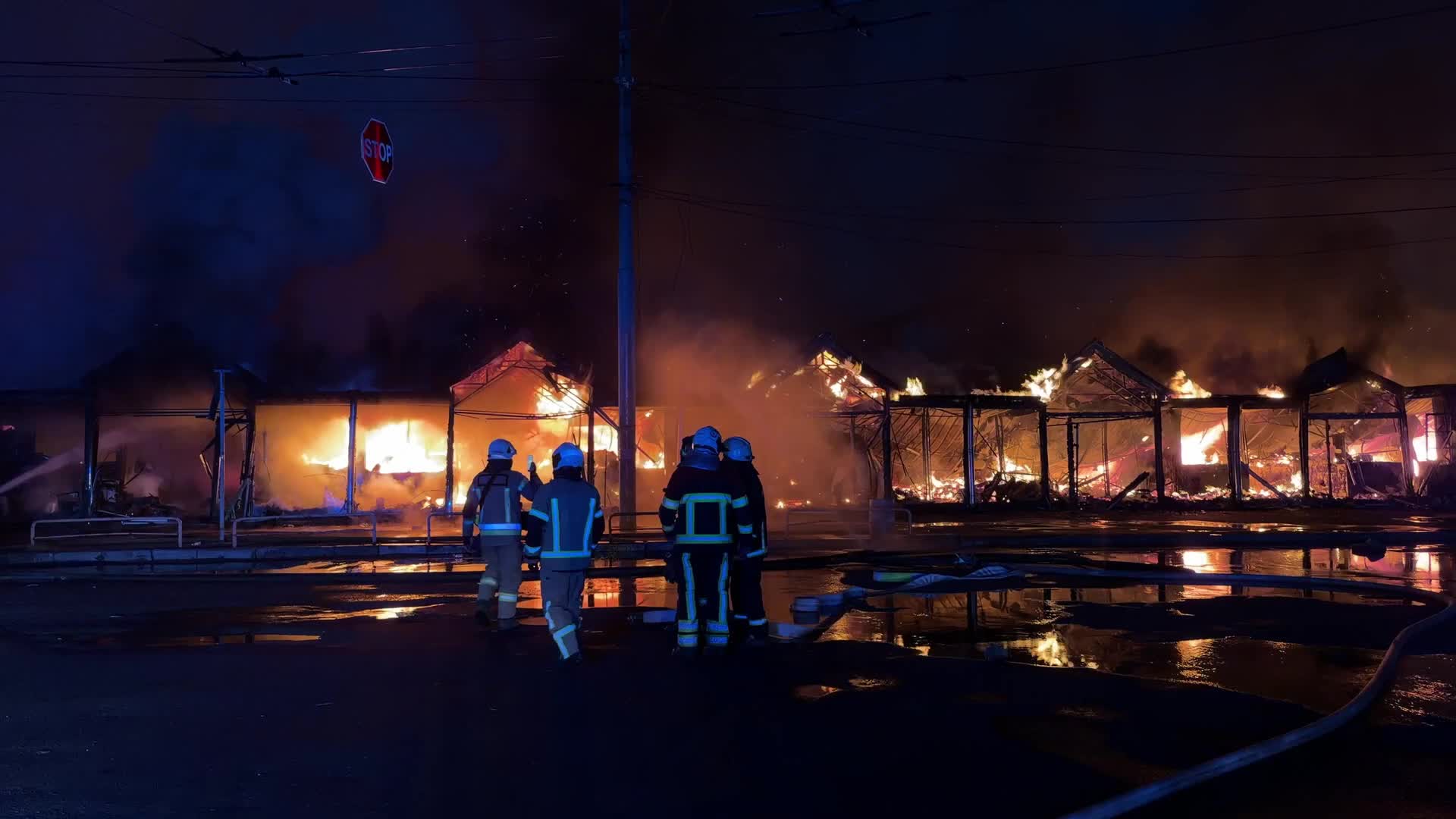 As a result of the Russian attack, Ukraine’s largest book market was destroyed by fire in Kyiv.