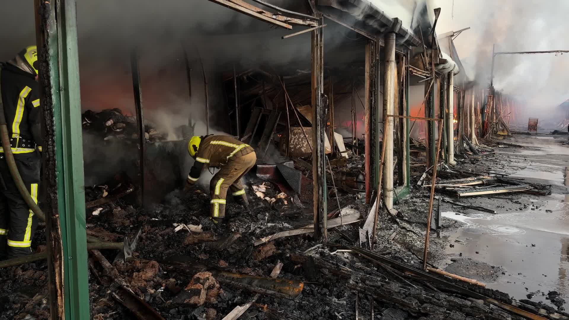 As a result of the Russian attack, Ukraine’s largest book market was destroyed by fire in Kyiv.