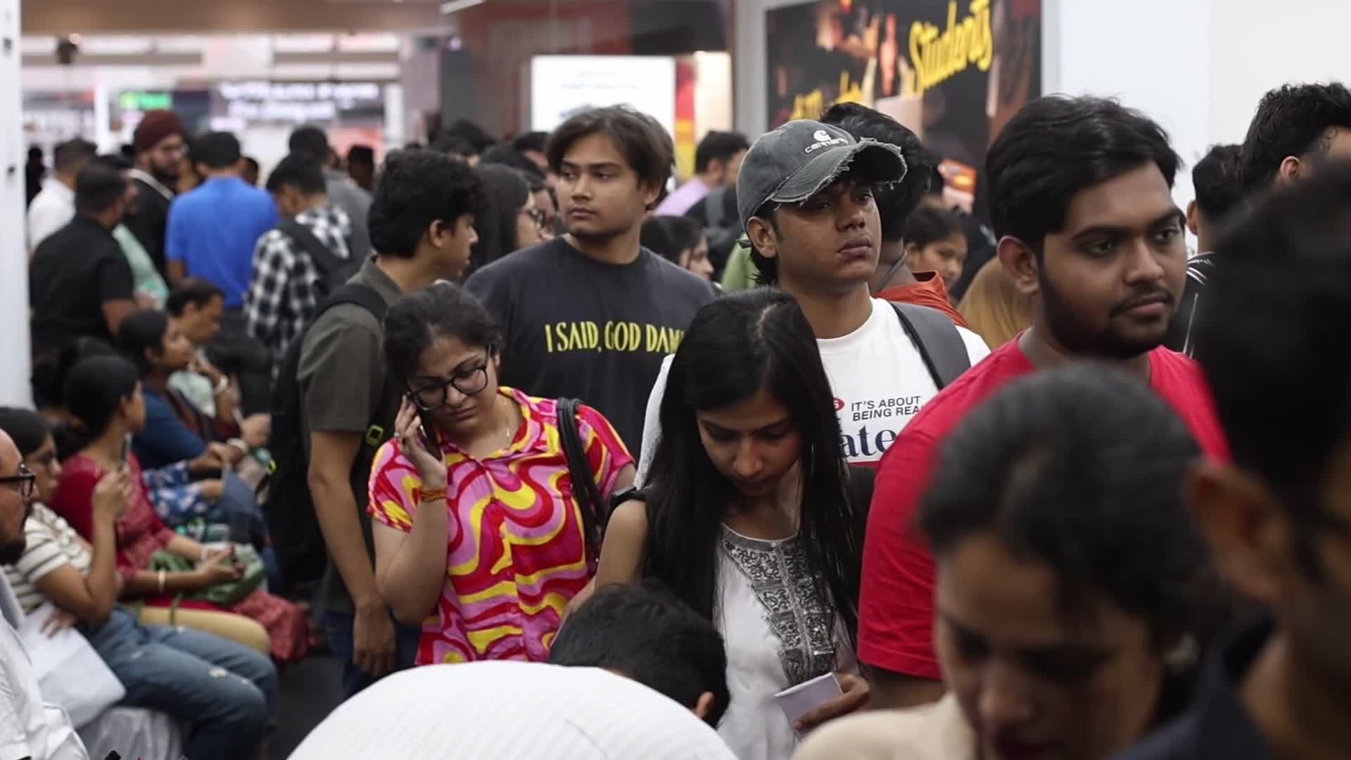 Apple Authorised Reseller Store Launch In Kolkata,India