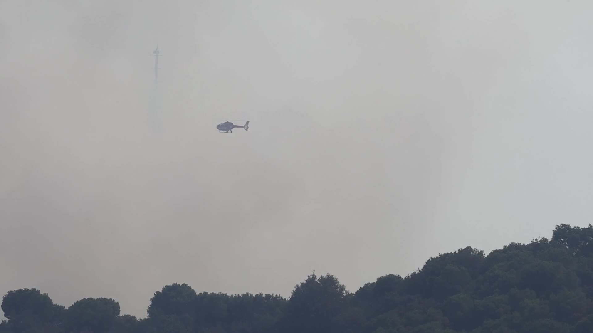 Forest fire in the upper part of Barcelona