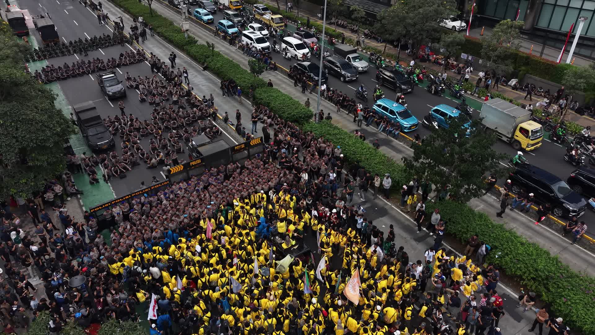 Students Demand Accountability for Prabowo Administration