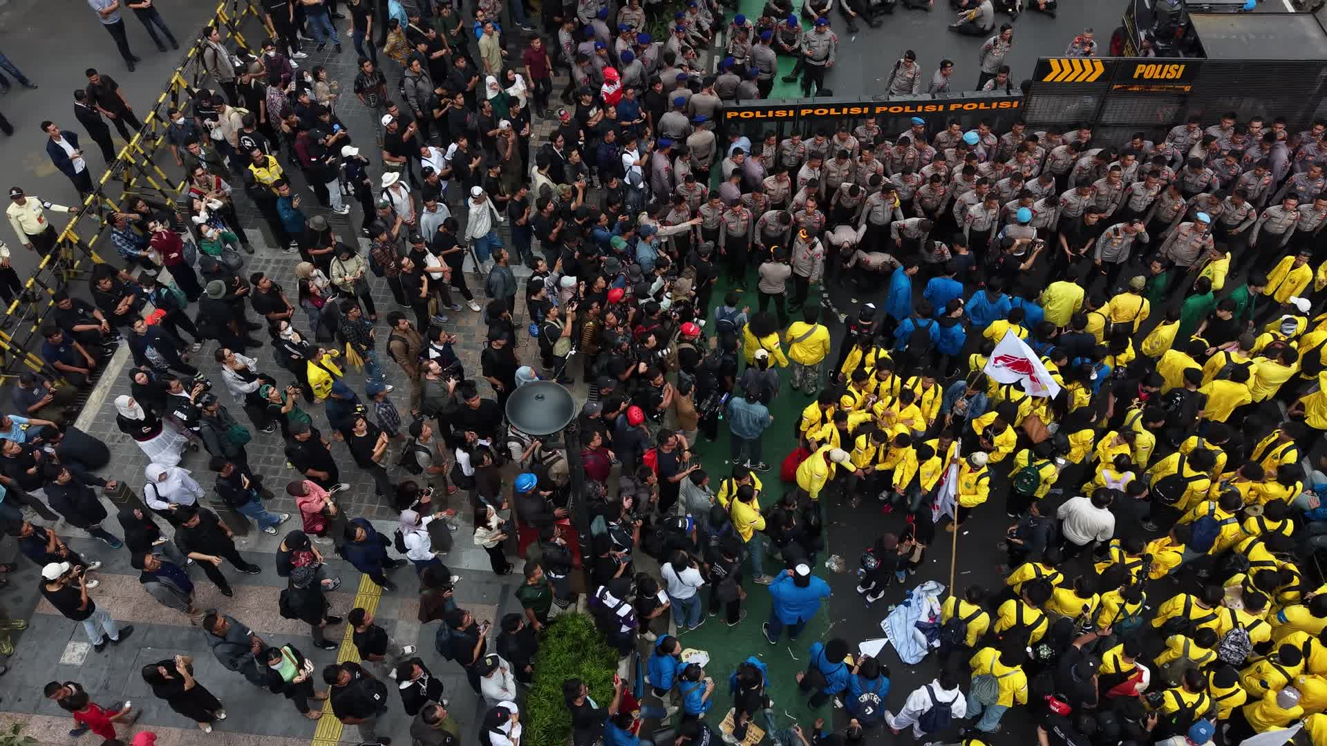 Students Demand Accountability for Prabowo Administration