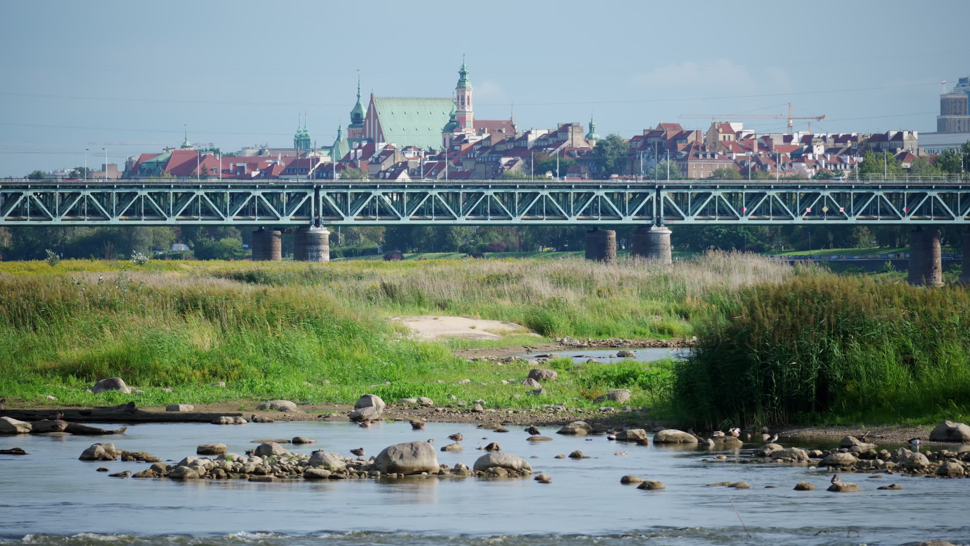 Vistula river remains at critically low levels as hydrological drought continues