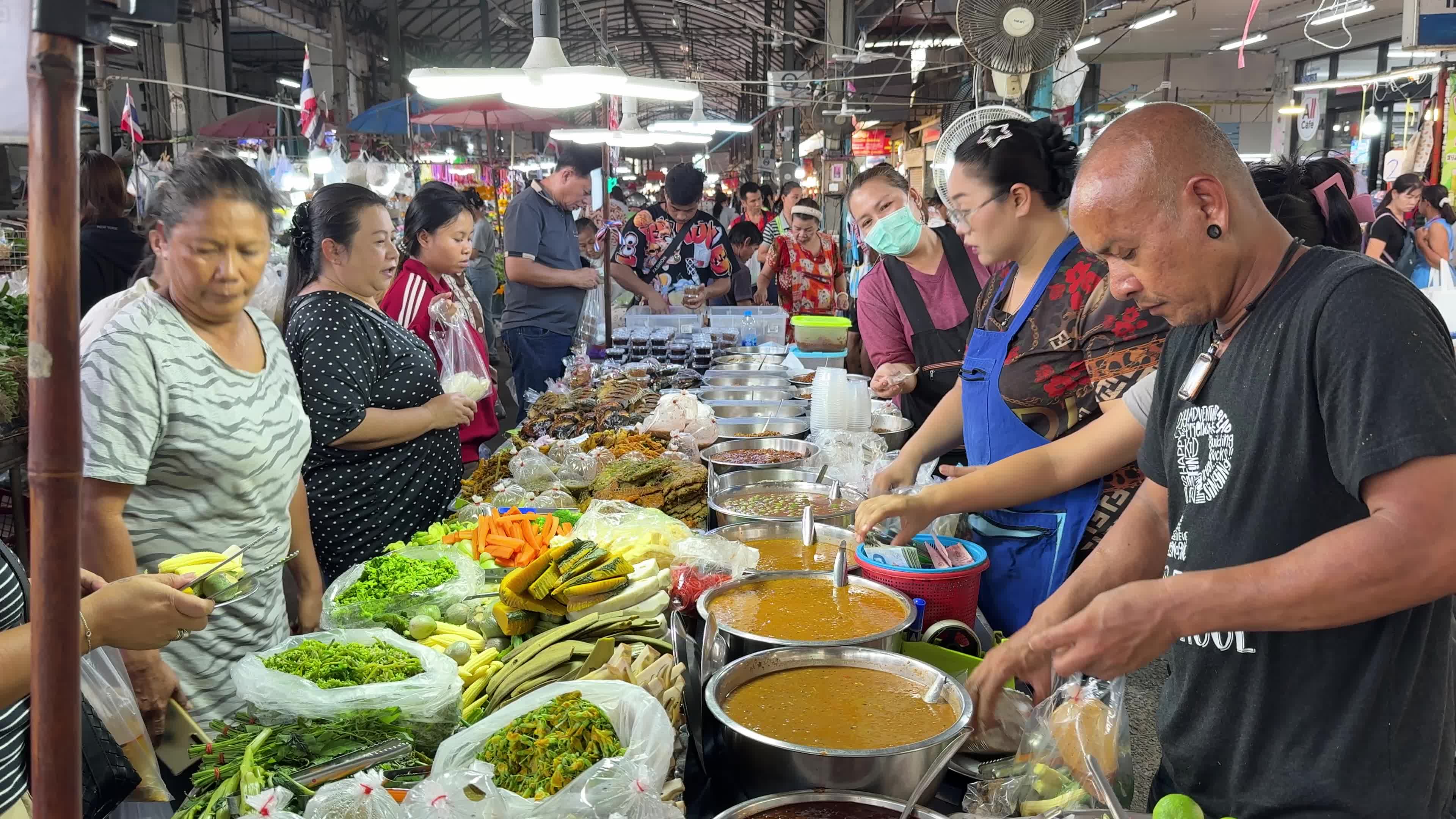 Daily Life in Bangkok