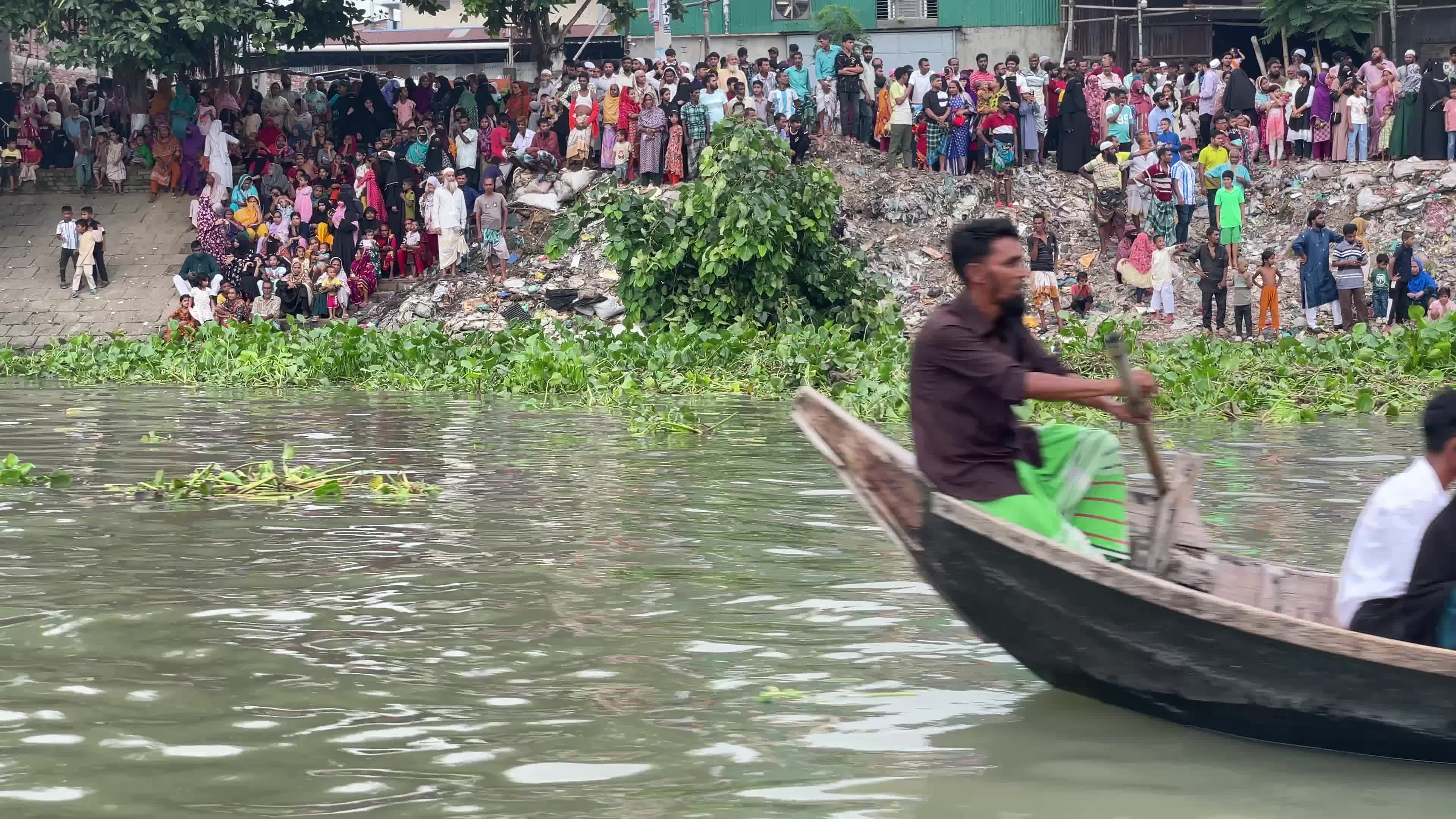 Boat race in Dhaka