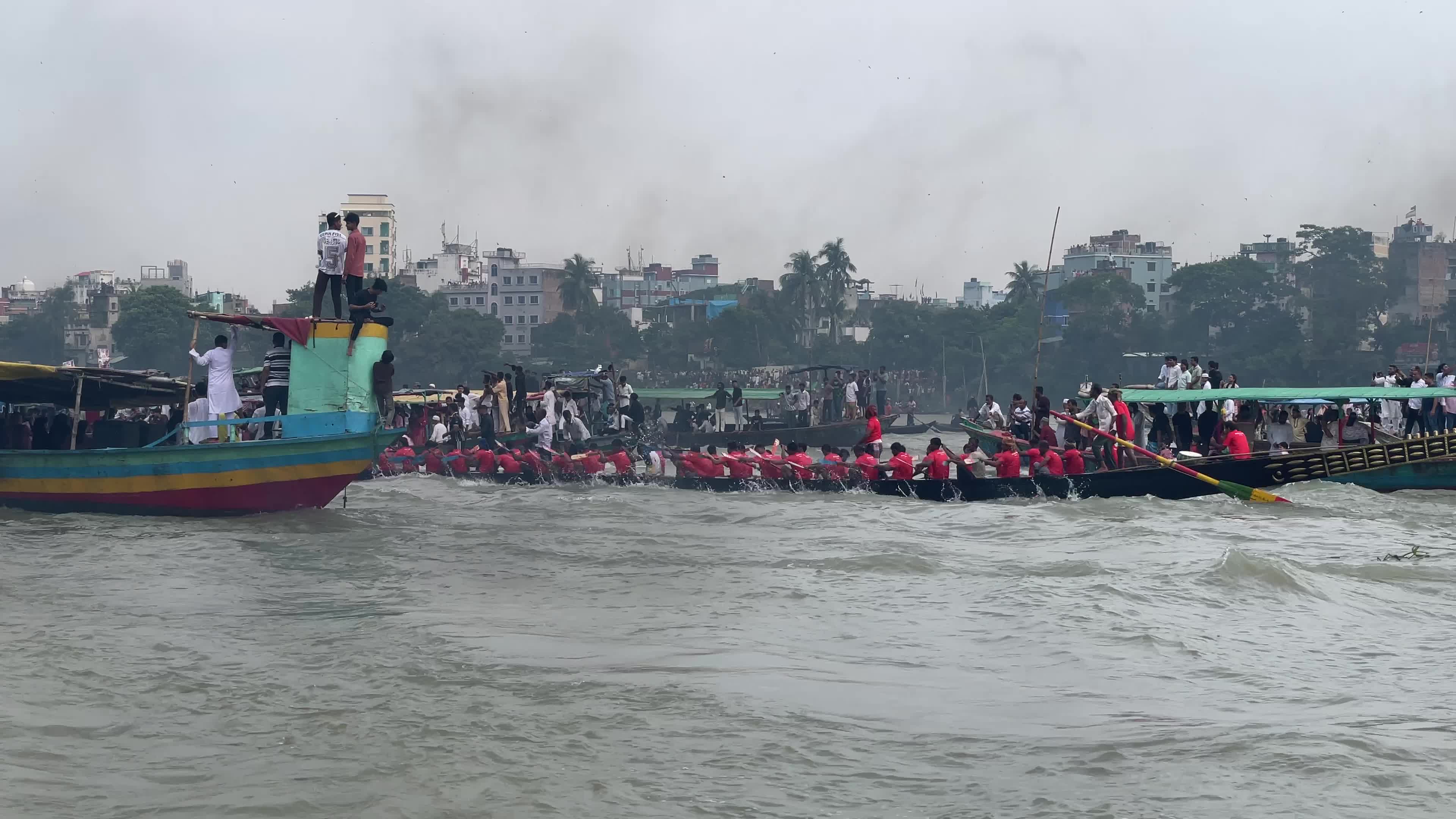 Boat race in Dhaka