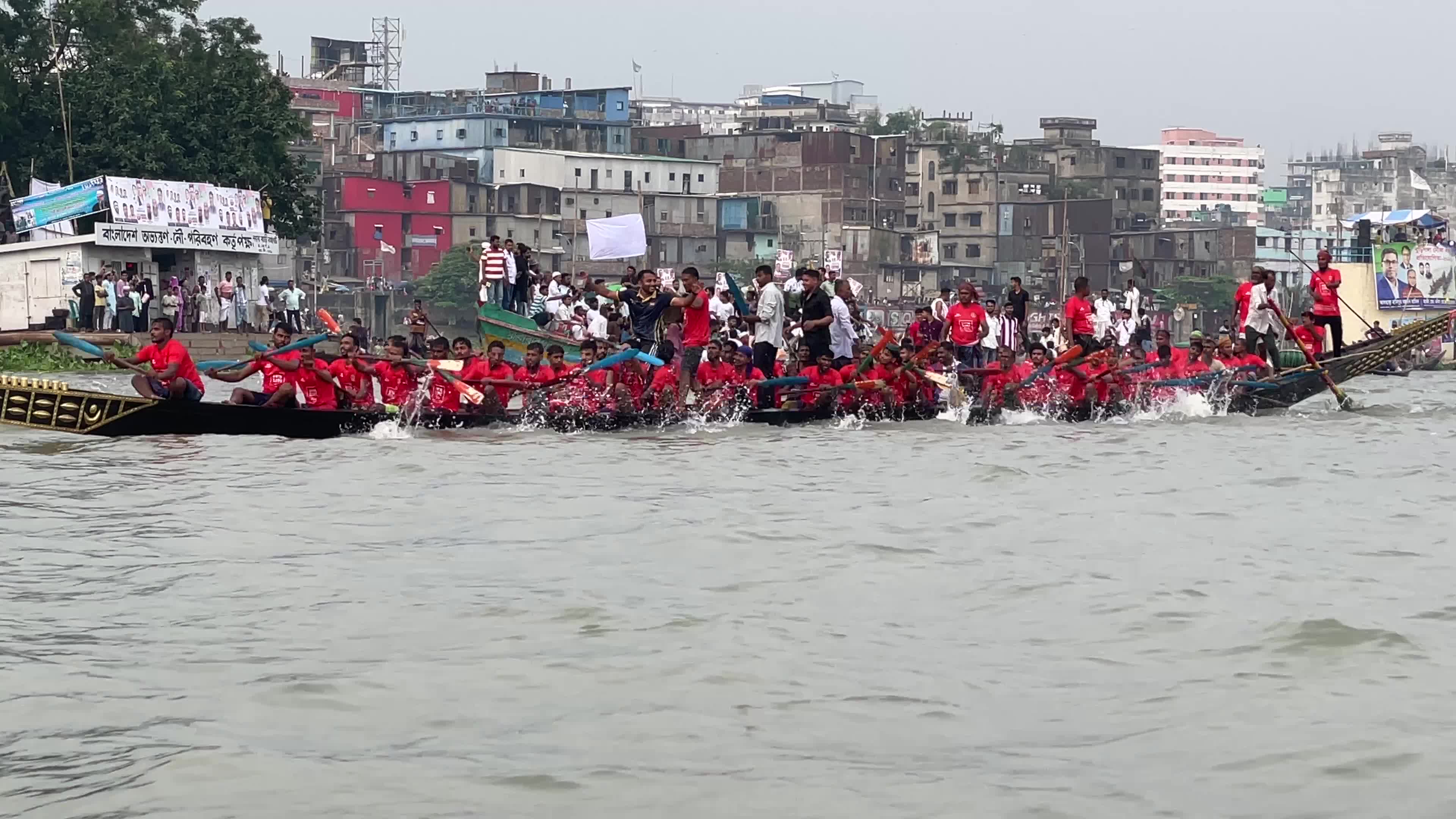 Boat race in Dhaka