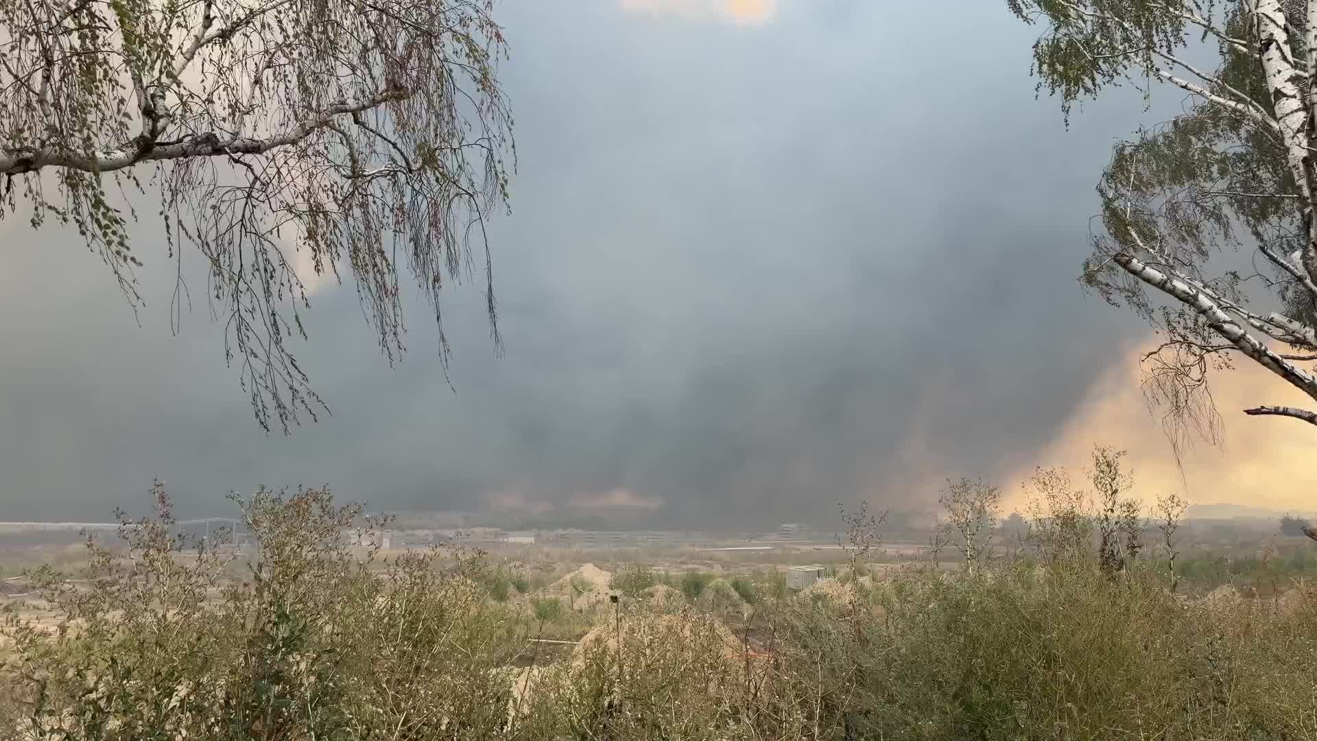 A prolonged combined Russian air attack on Kyiv.