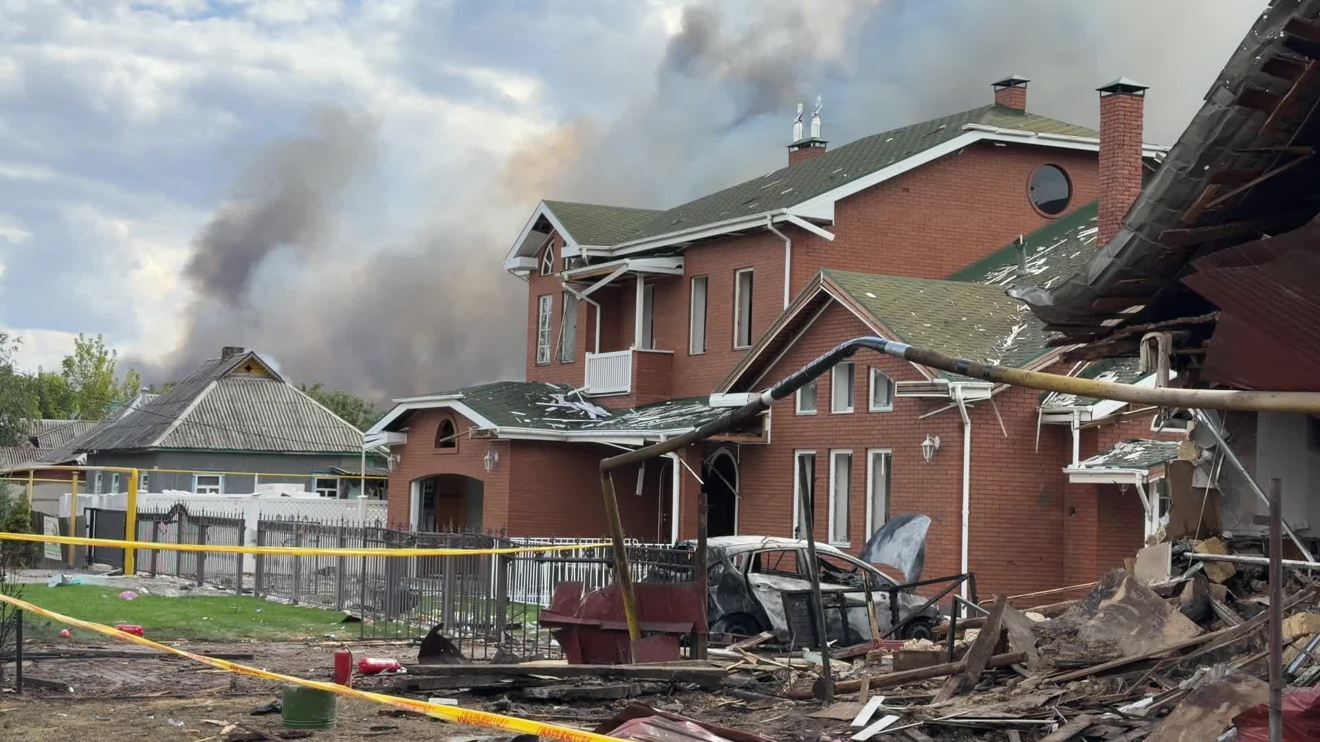 A prolonged combined Russian air attack on Kyiv.