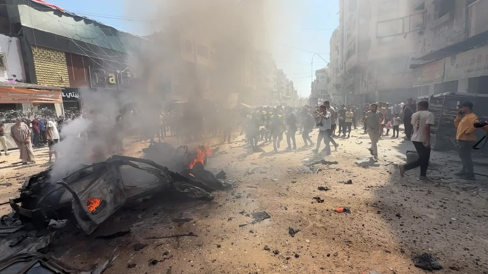 Air Strike On Tel Al-Hawa Neighborhood In Gaza