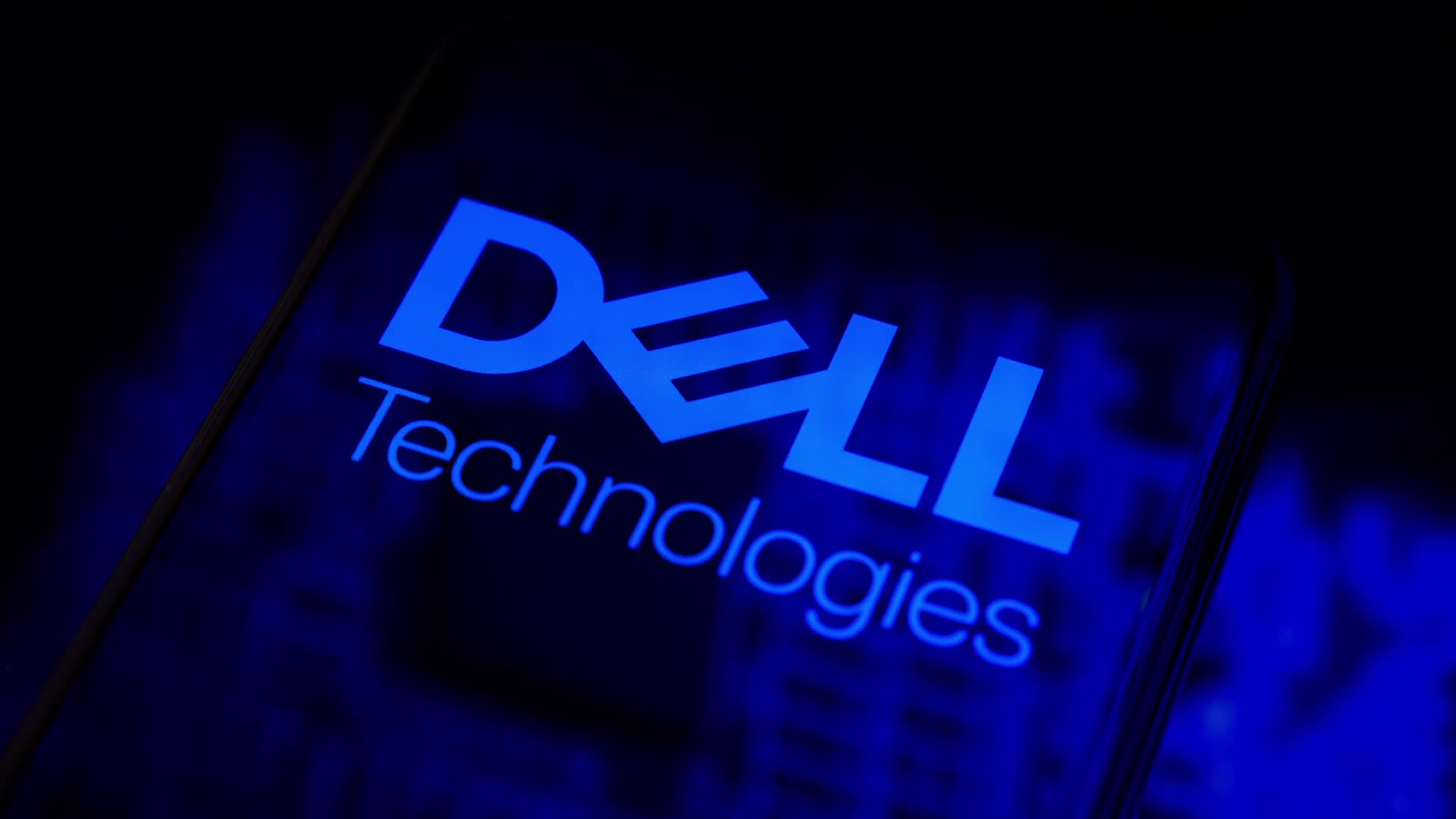 Video illustrations – Dell Technologies publishes its financial results for the 2nd quarter of its fiscal year 2027 (Q2 FY27).