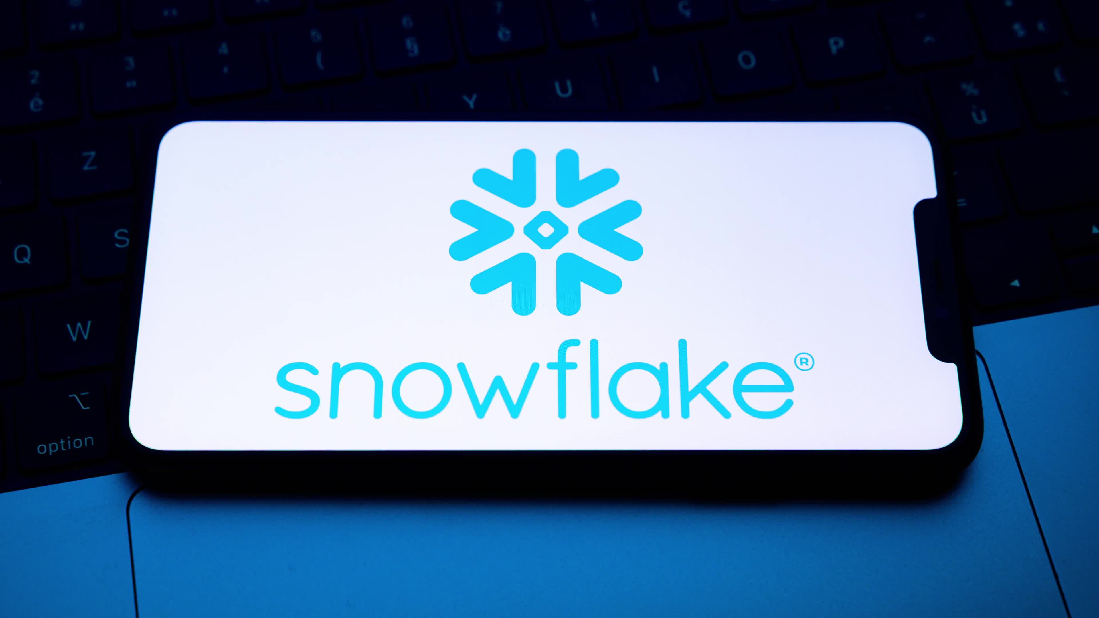 Video illustrations - Snowflake announces its financial results for the second quarter of fiscal 2027