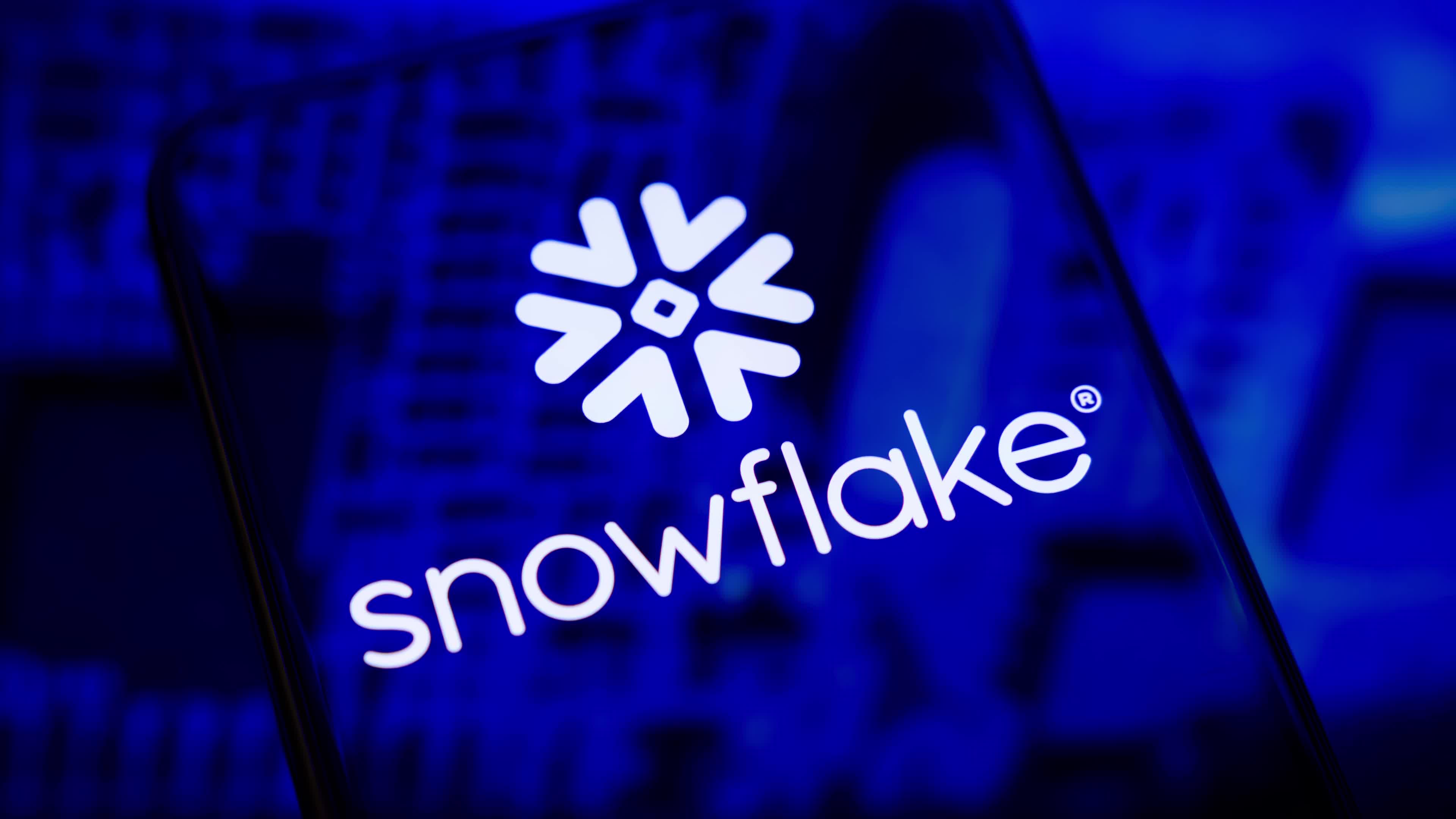 Video illustrations - Snowflake announces its financial results for the second quarter of fiscal 2027
