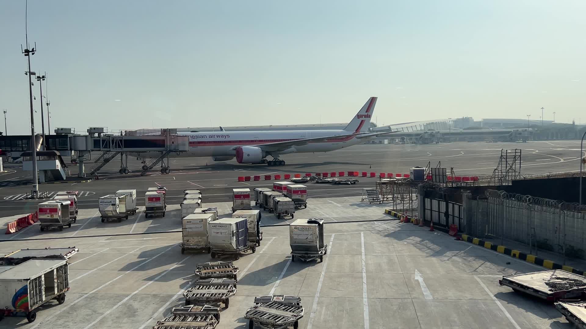 Soekarno-Hatta International Airport Temporarily Closed Due to Volcanic Ash from Anak Krakatau
