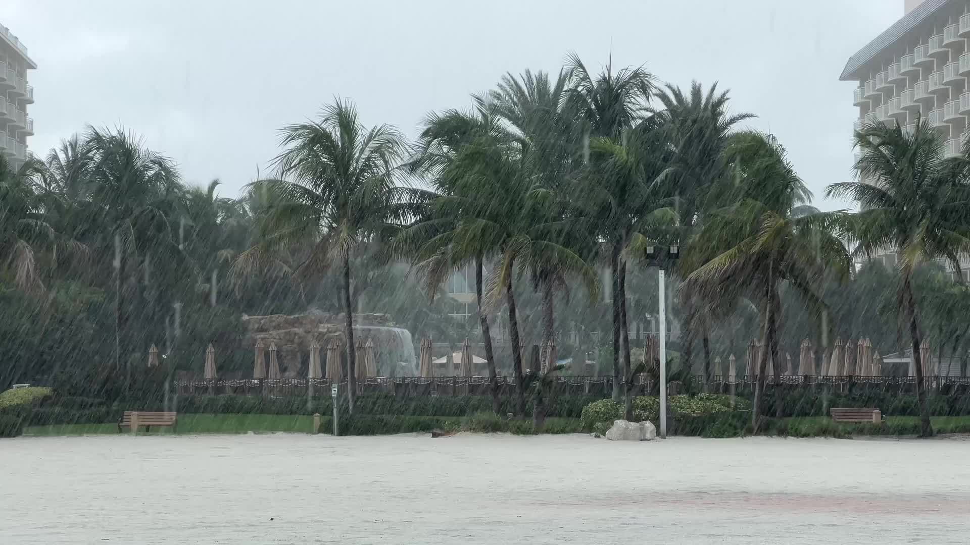 Thunderstorm along Crescent Beach