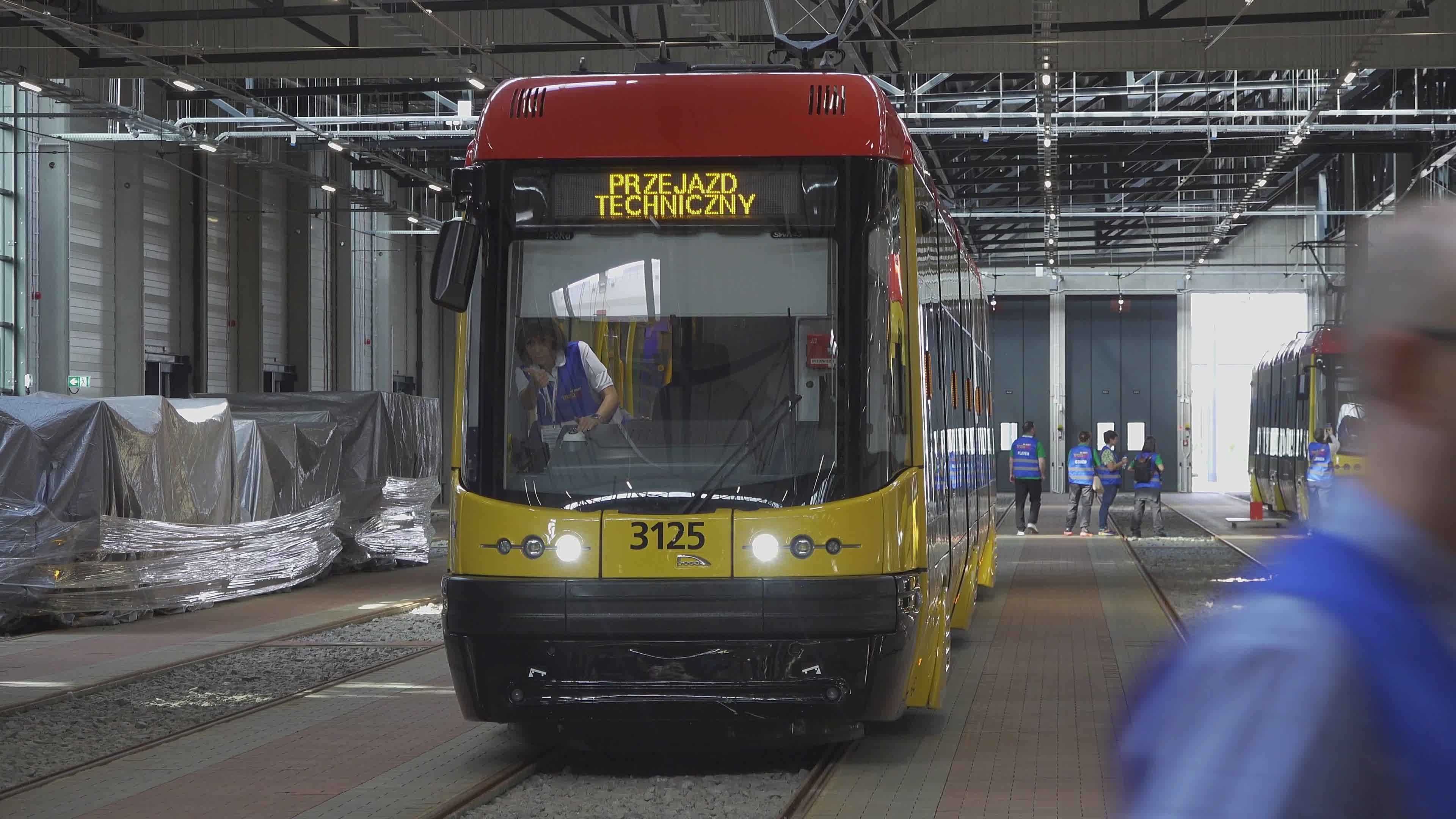 International teams practice for tram driving championships in Warsaw