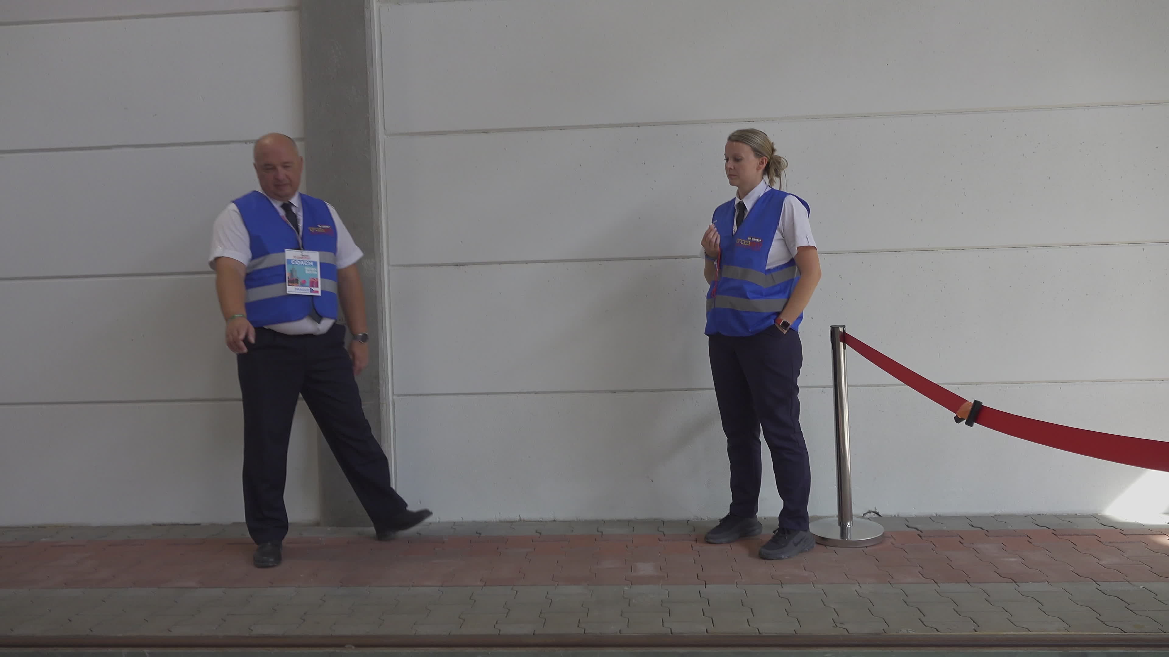 International teams practice for tram driving championships in Warsaw