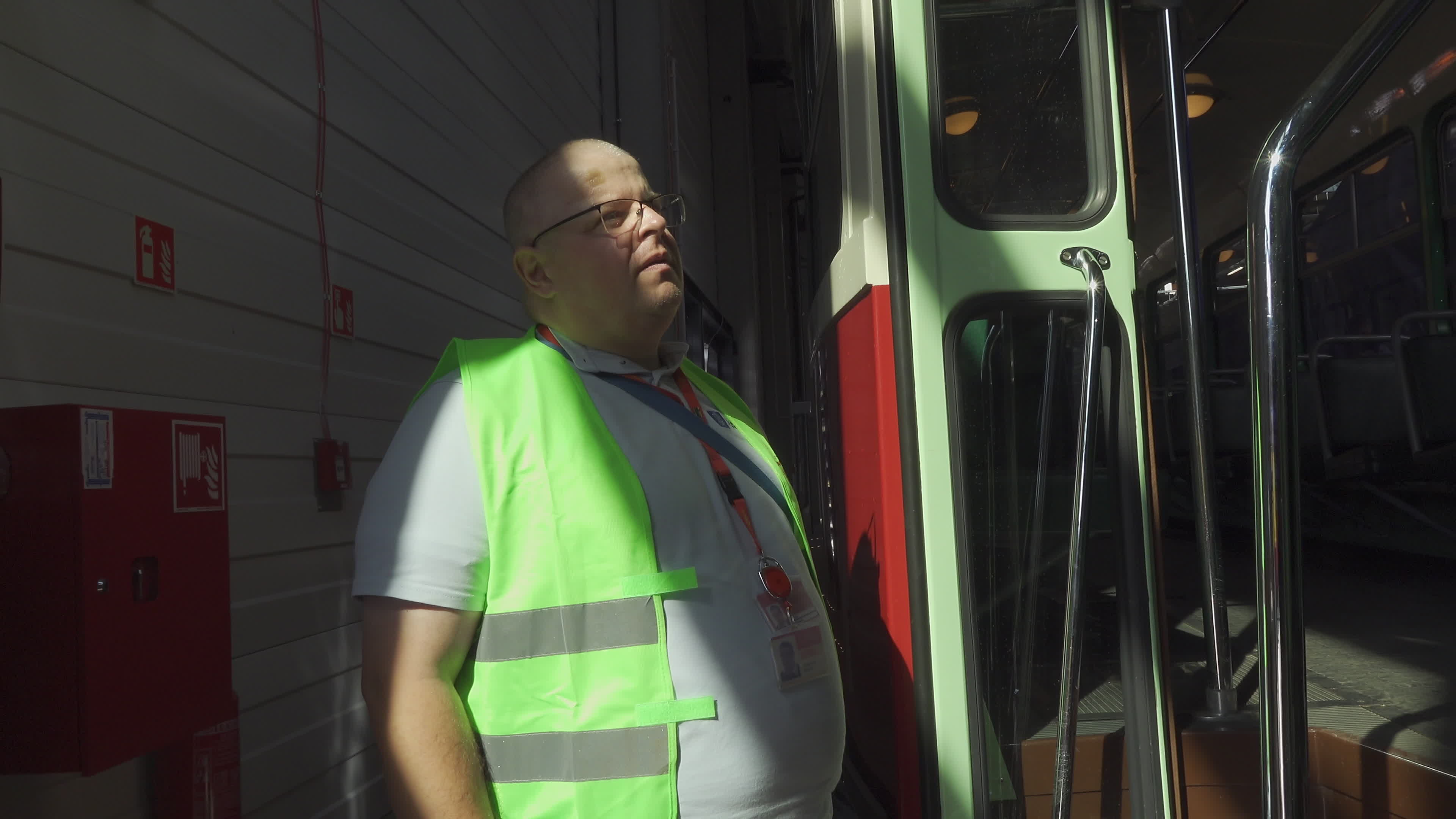 International teams practice for tram driving championships in Warsaw