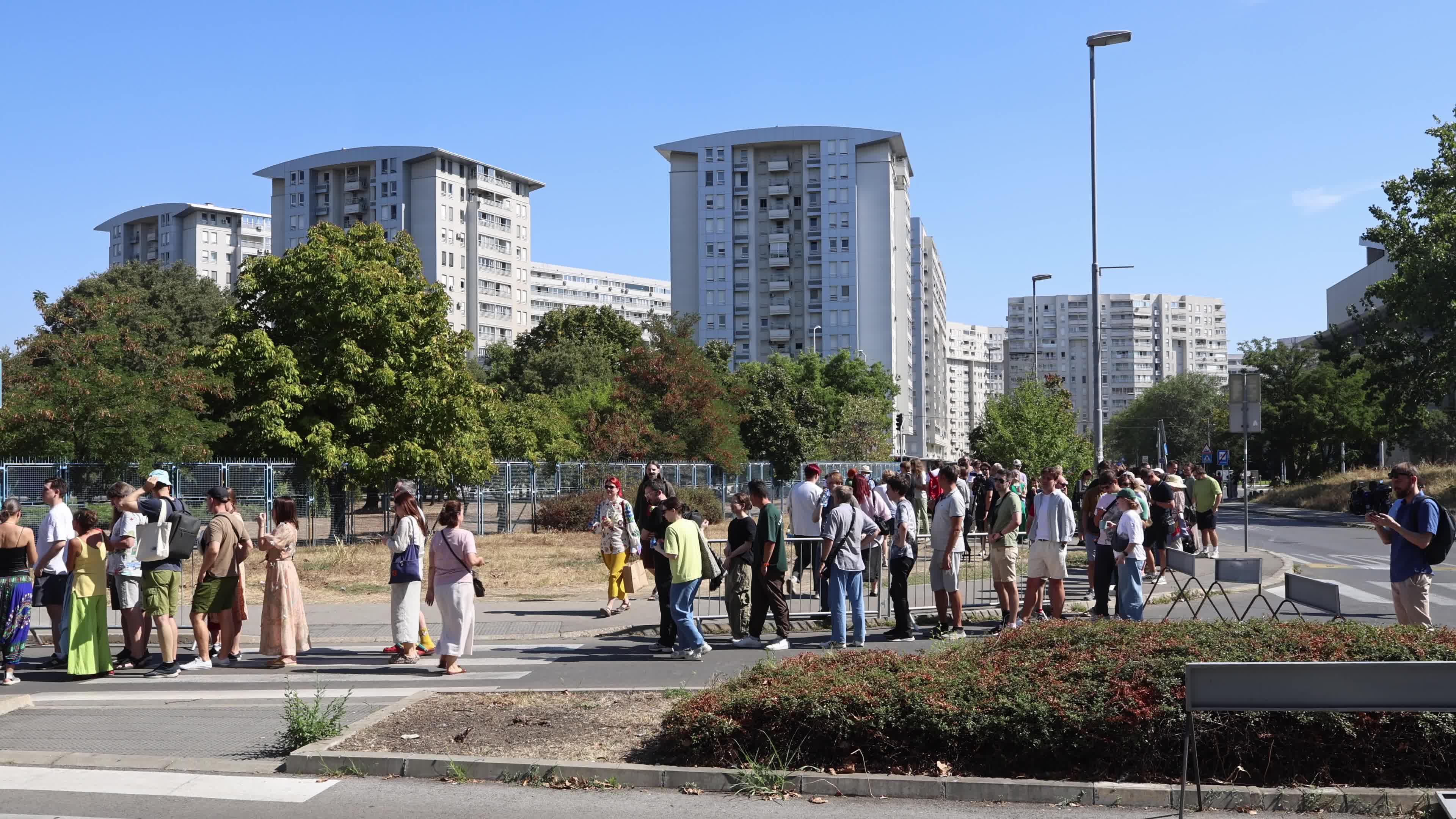 Russian Citizens Vote in Belgrade, Serbia