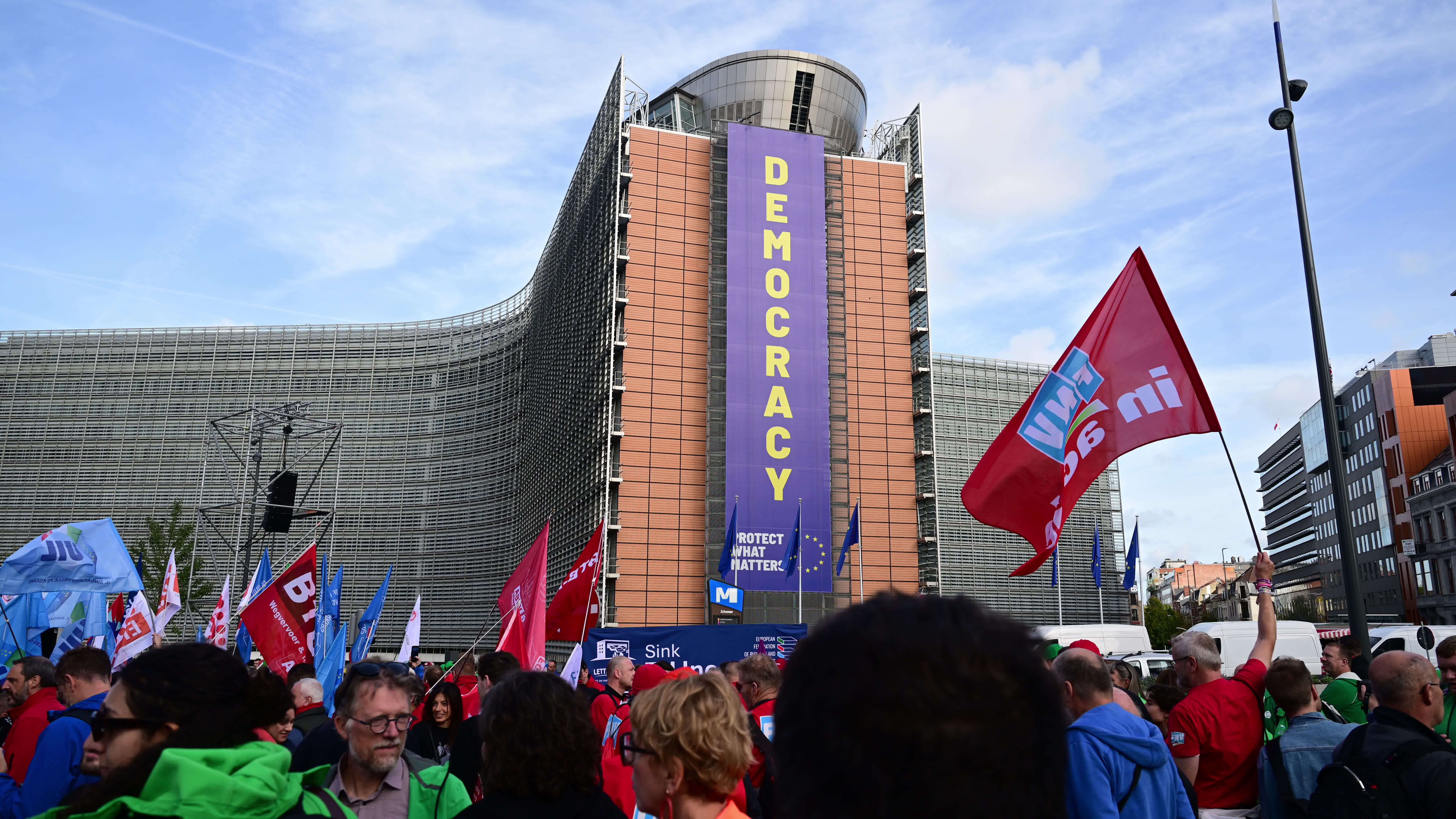 Trade unions demonstrate against proposed EU Inc. rules