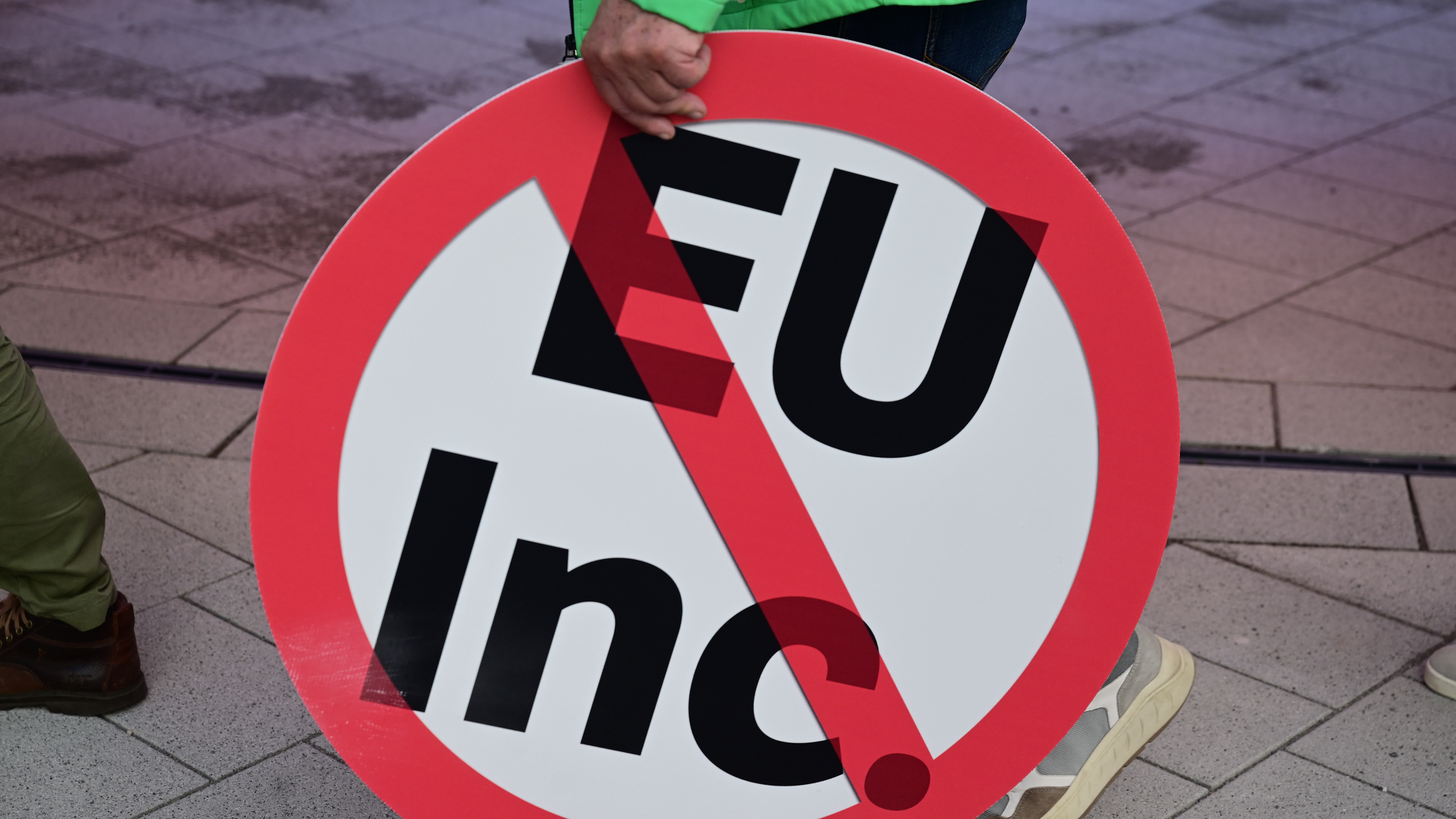 Trade unions demonstrate against proposed EU Inc. rules