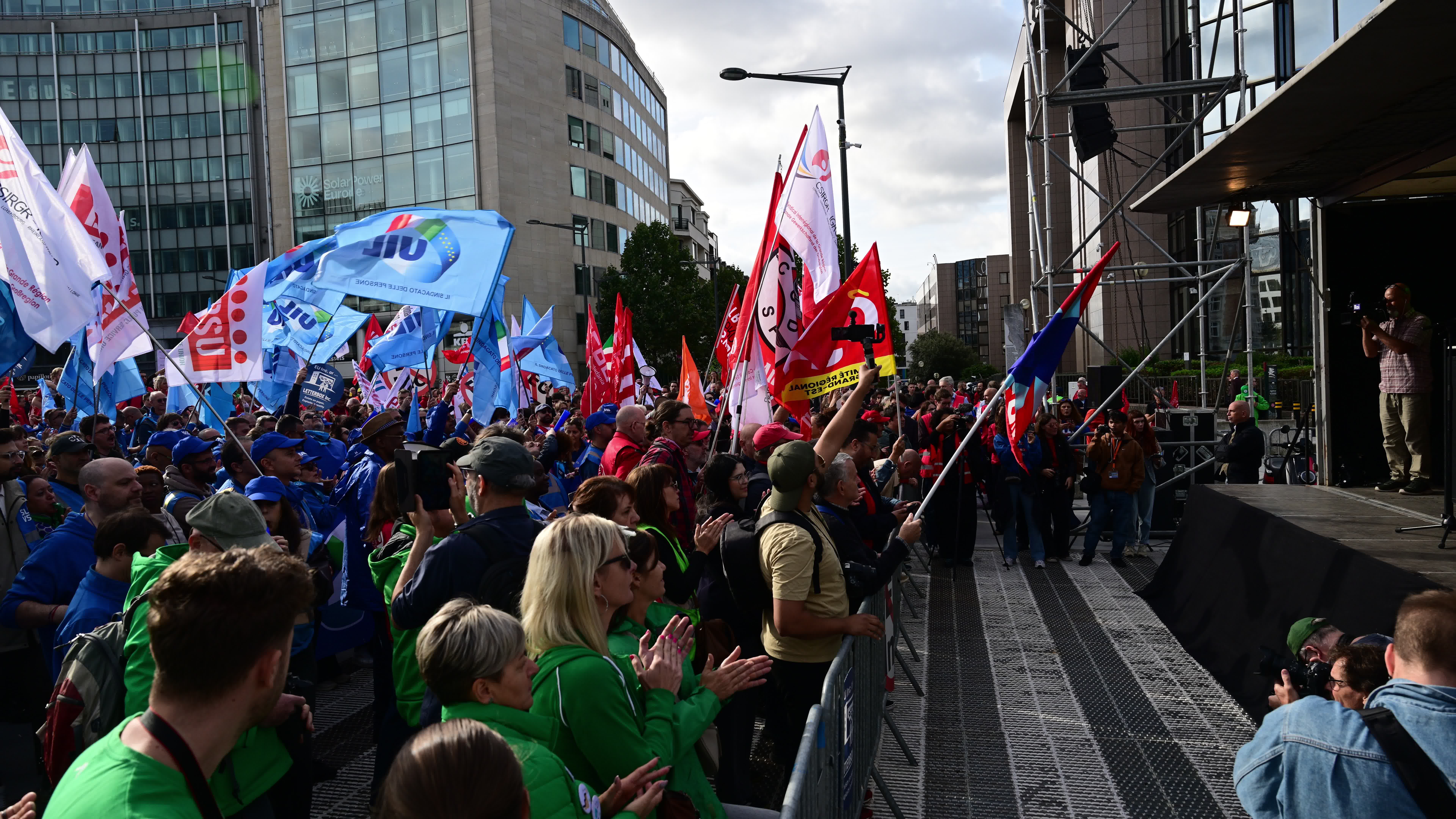 Trade unions demonstrate against proposed EU Inc. rules