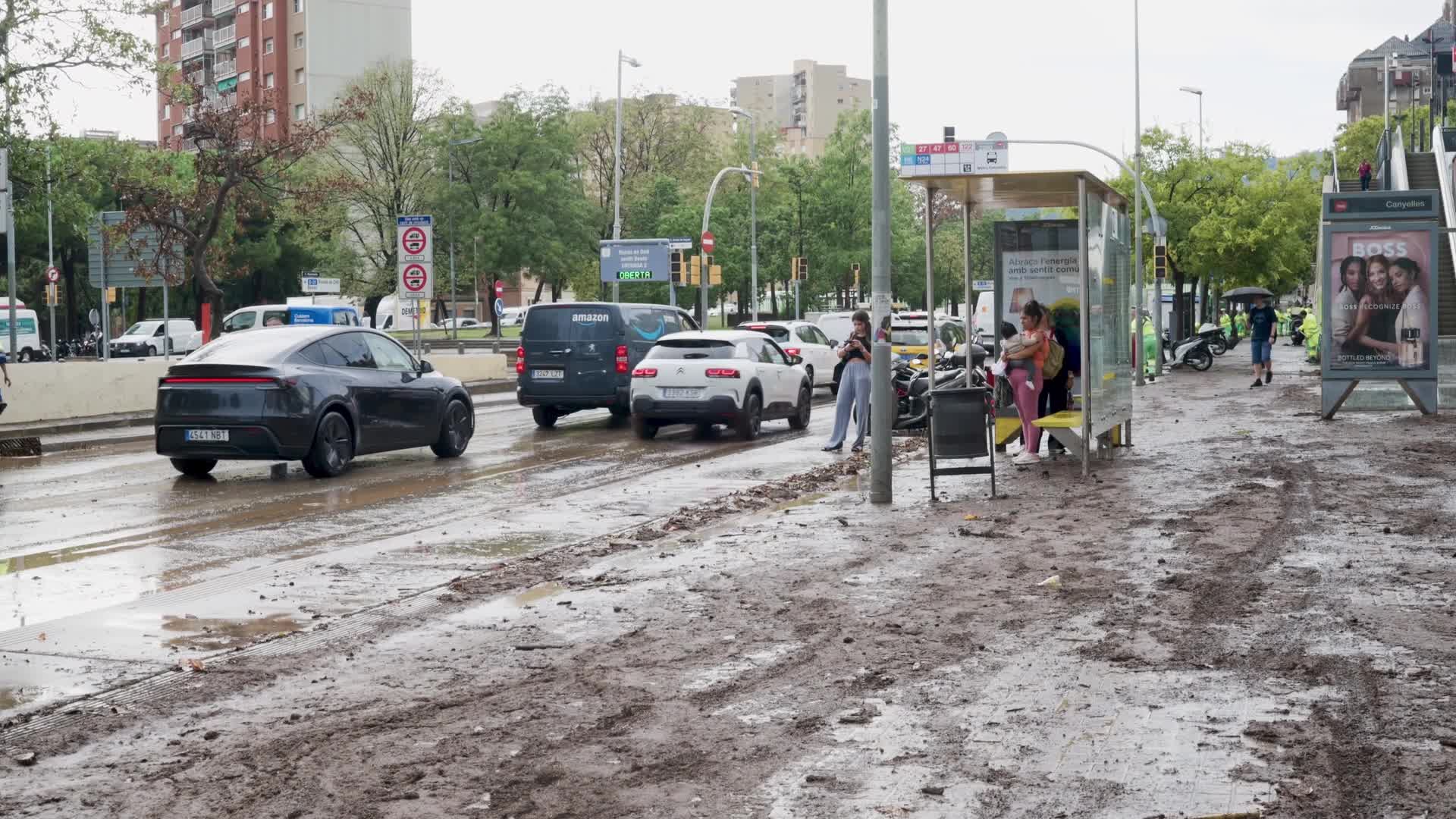 Title (Mandatory)
Heavy Rain Causes Flooding in Barcelona