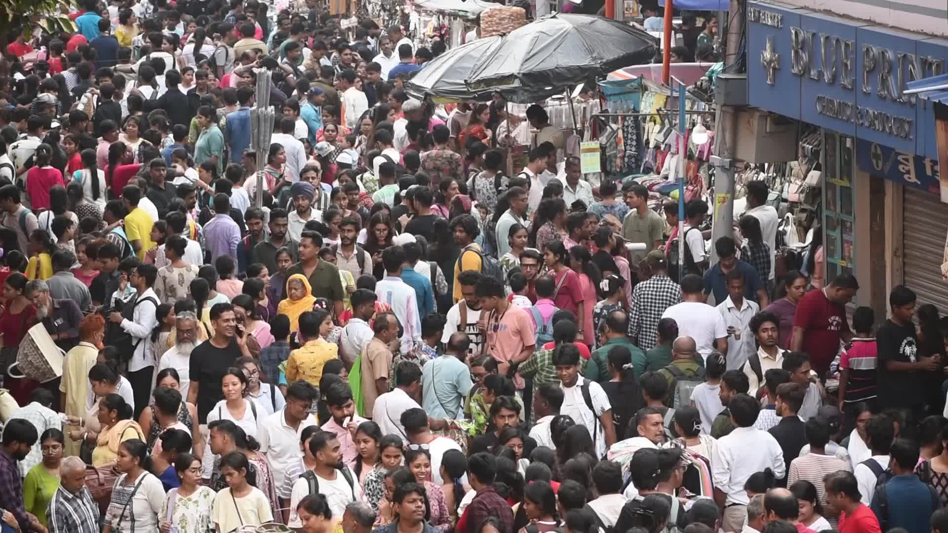 Surge of Shoppers Ahead of Durga Puja festival in Kolkata, India