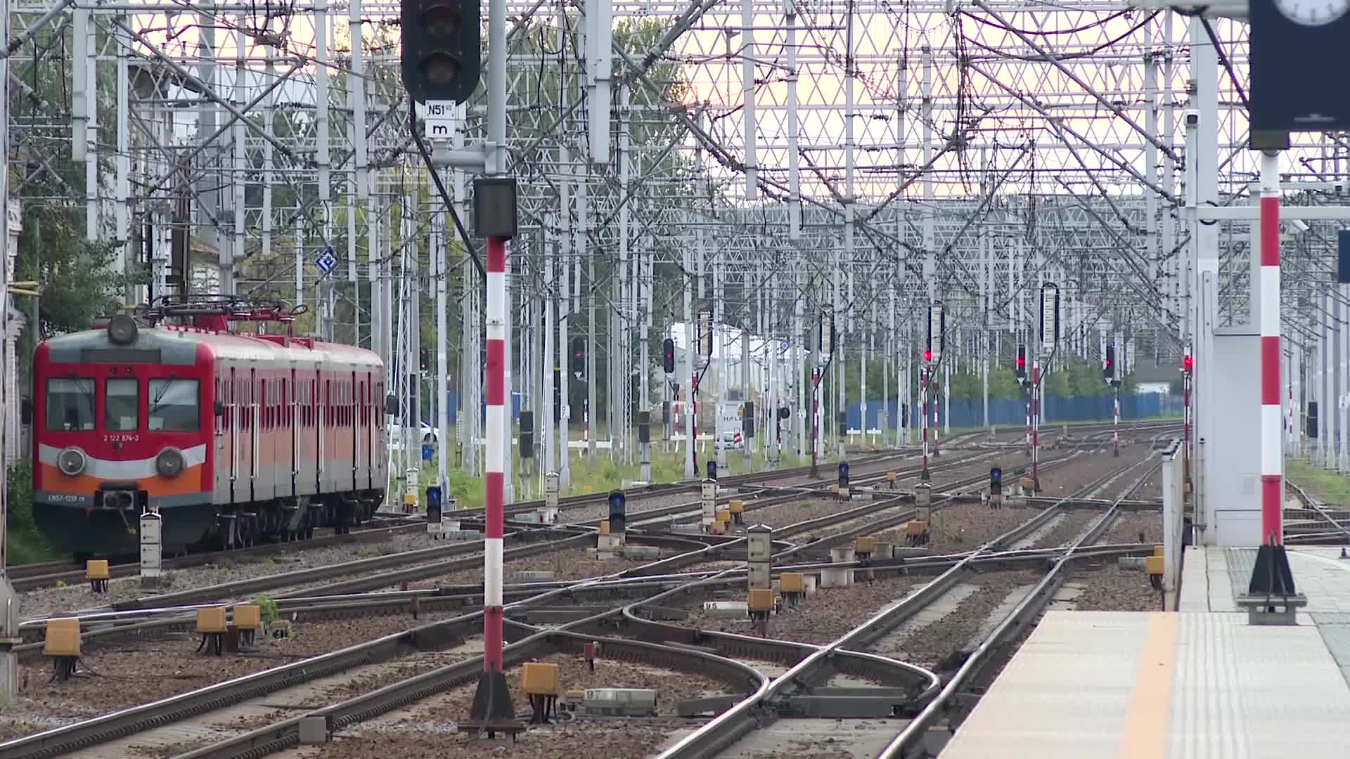 Poland: train station alert