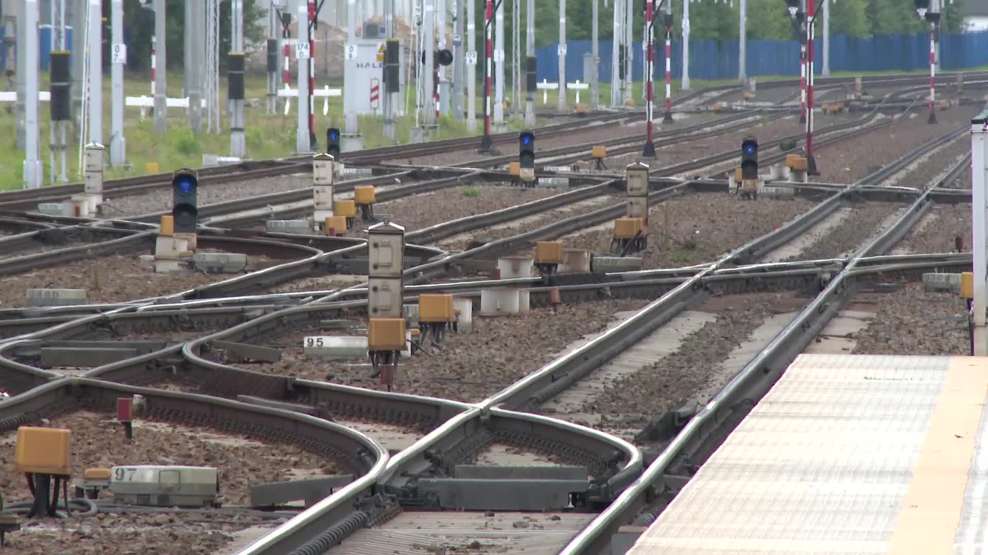 Poland: train station alert