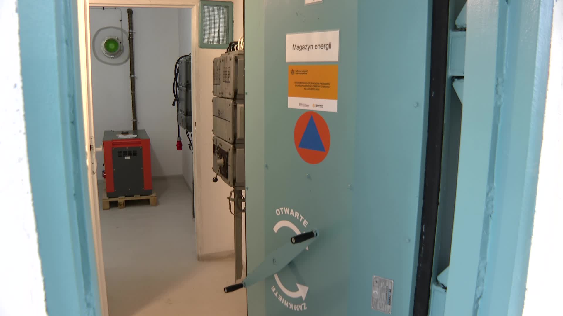 Poland: bomb shelter