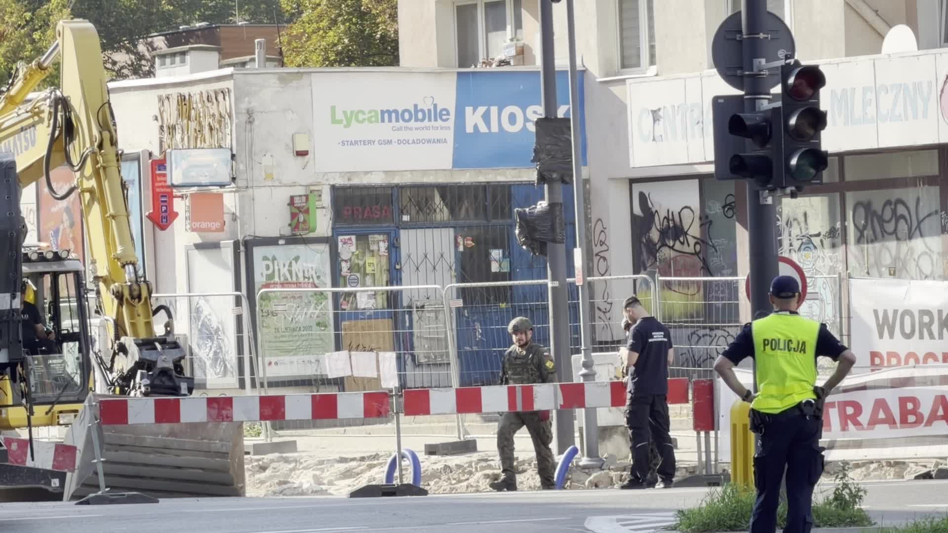 Emergency services respond after construction company finds alleged World War II bomb in Warsaw