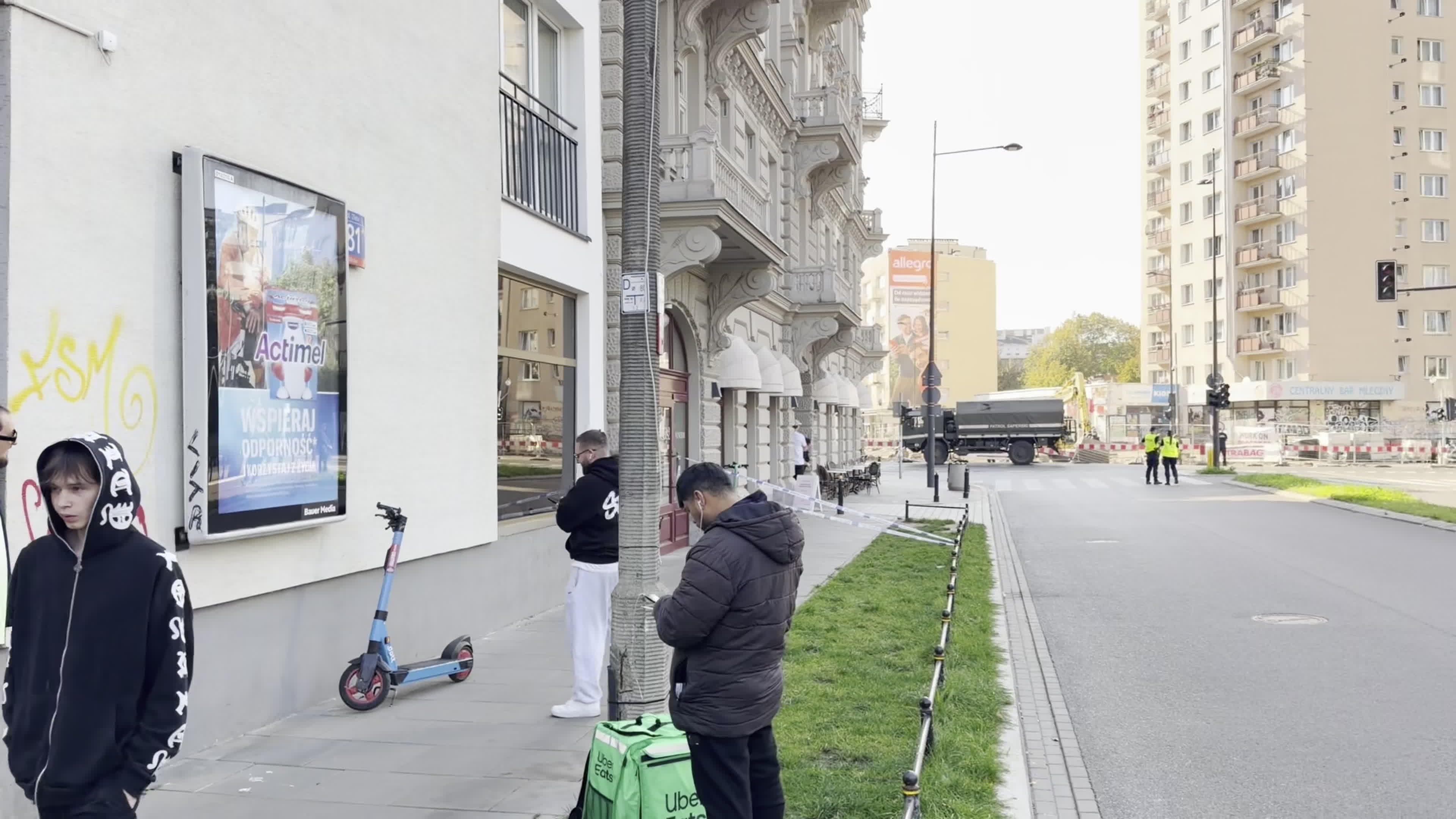 Emergency services respond after construction company finds alleged World War II bomb in Warsaw